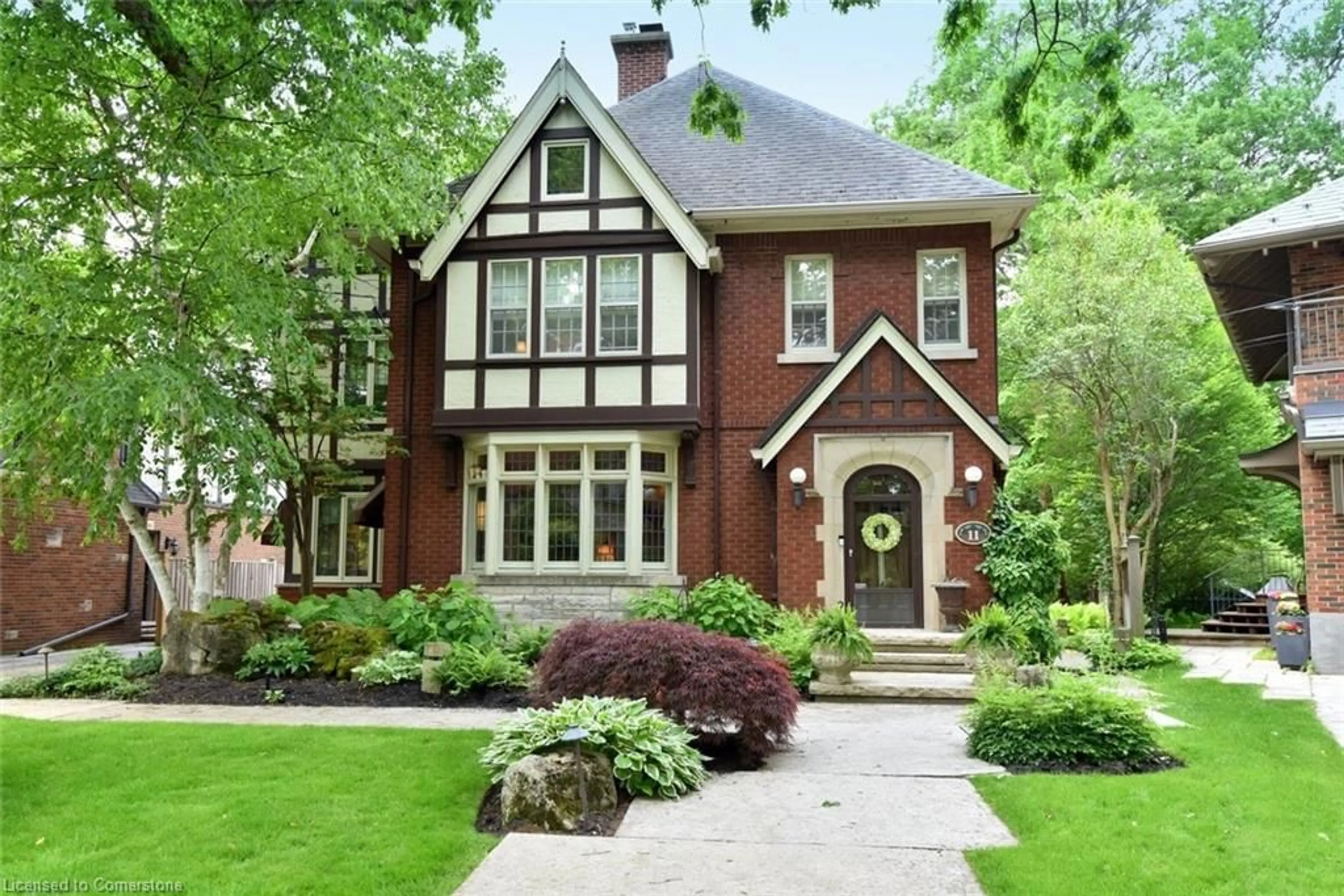 Home with brick exterior material, street for 11 Oak Knoll Dr, Hamilton Ontario L8S 4C2