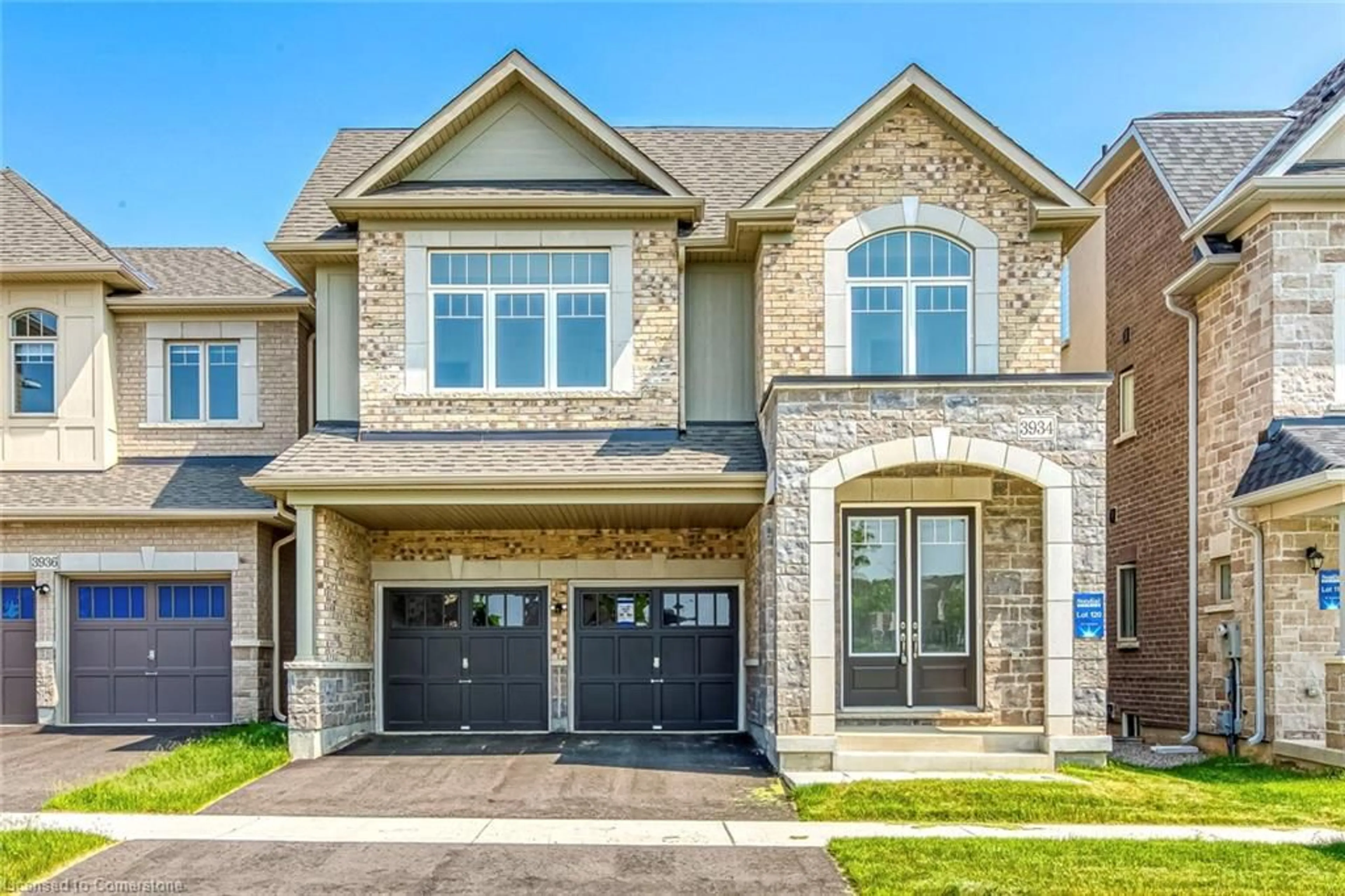 Home with brick exterior material, street for 3934 Leonardo St, Burlington Ontario L7M 0Z8