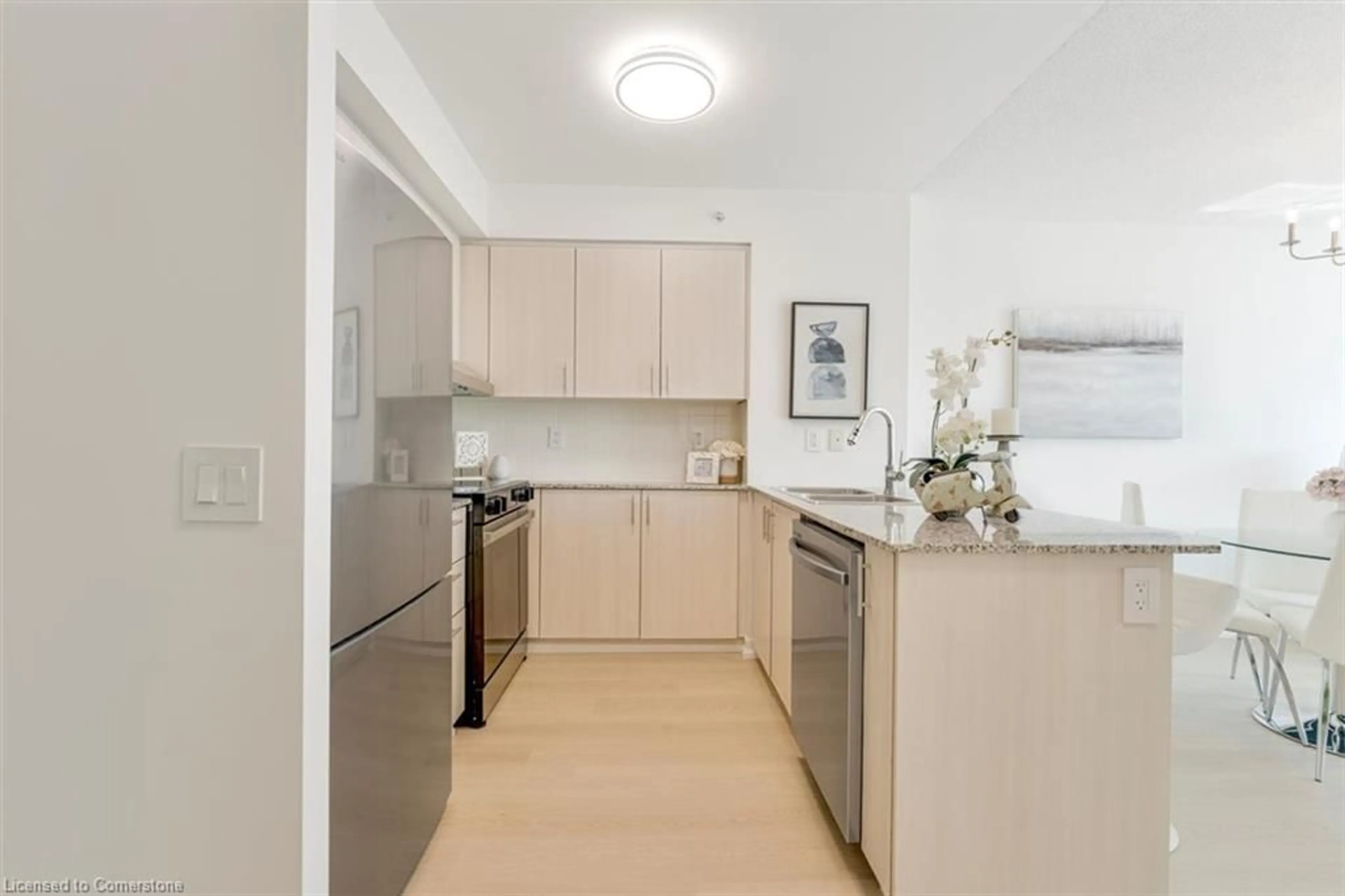 Standard kitchen, unknown for 5740 Yonge St #1608, Toronto Ontario M2M 0B1
