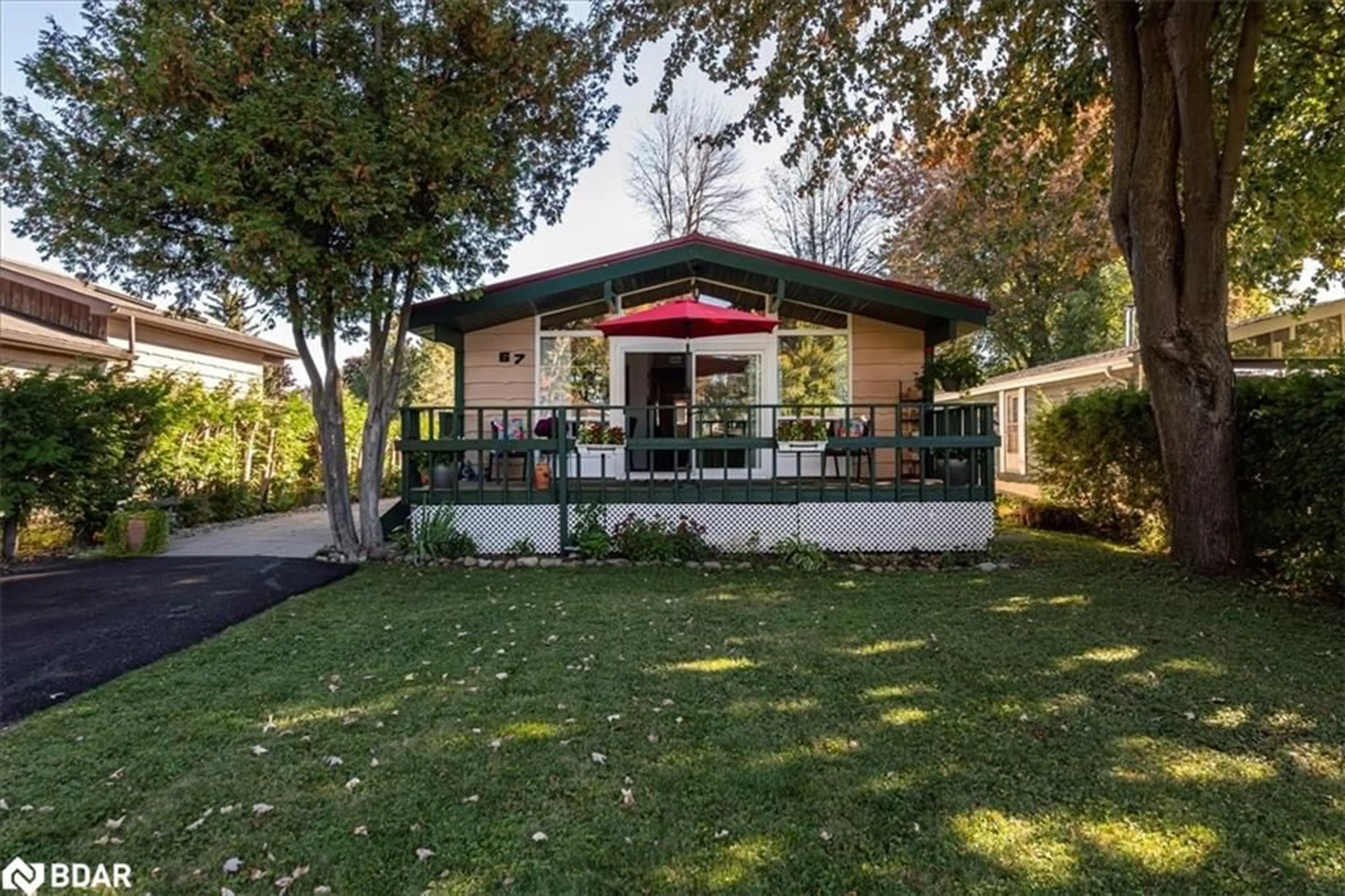 Patio, street for 67 Lake Ave, Brechin Ontario L0K 1B0