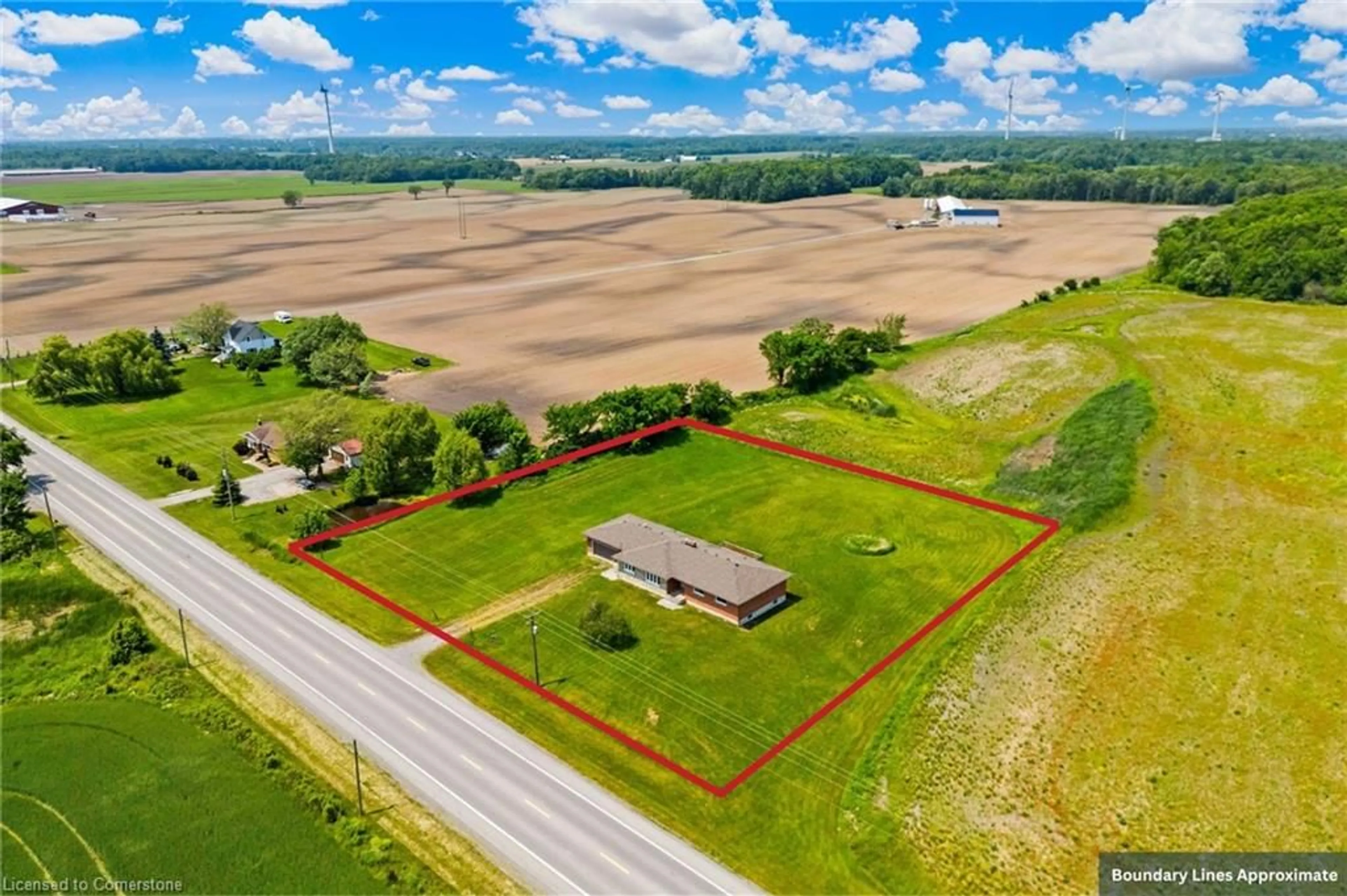 A pic from outside/outdoor area/front of a property/back of a property/a pic from drone, building for 5977 Regional Rd 65, West Lincoln Ontario L0R 1Y0