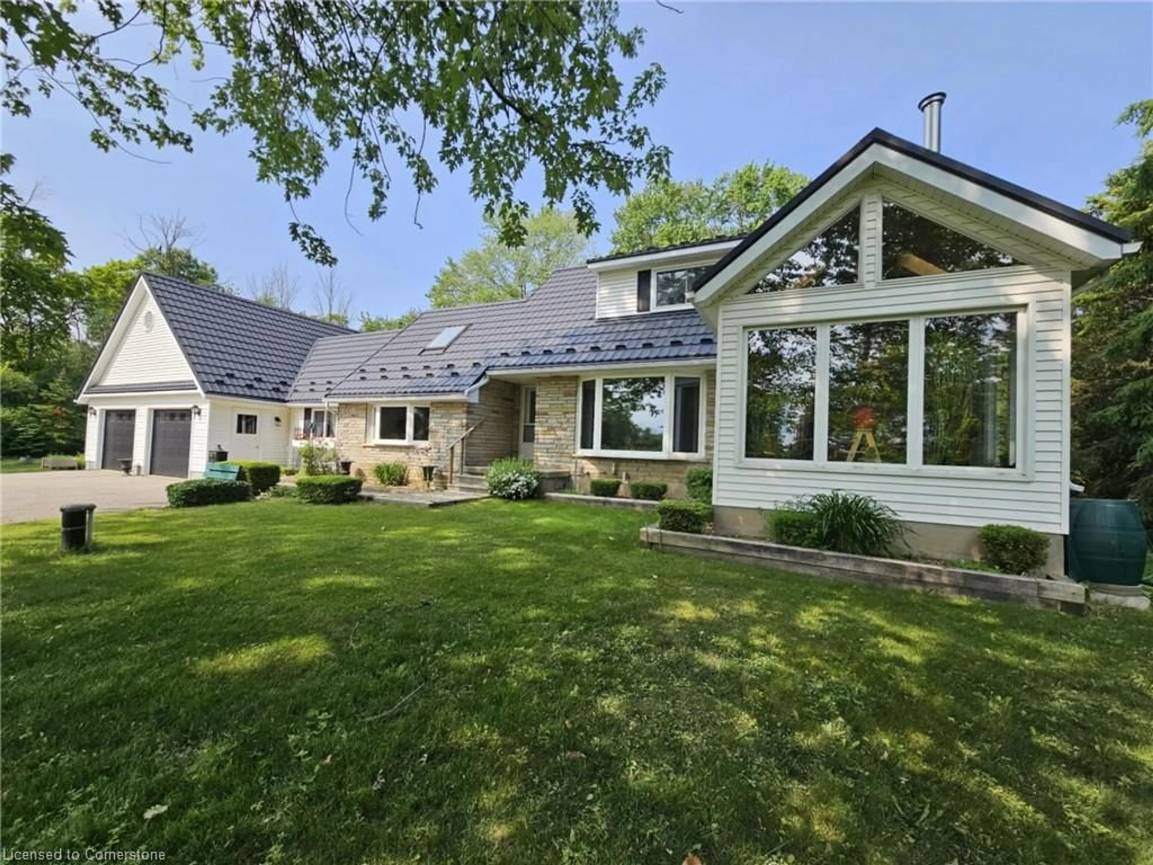 A pic from outside/outdoor area/front of a property/back of a property/a pic from drone, unknown for 5539 Wellington Rd 86 Rd, Guelph Ontario N1H 6J4