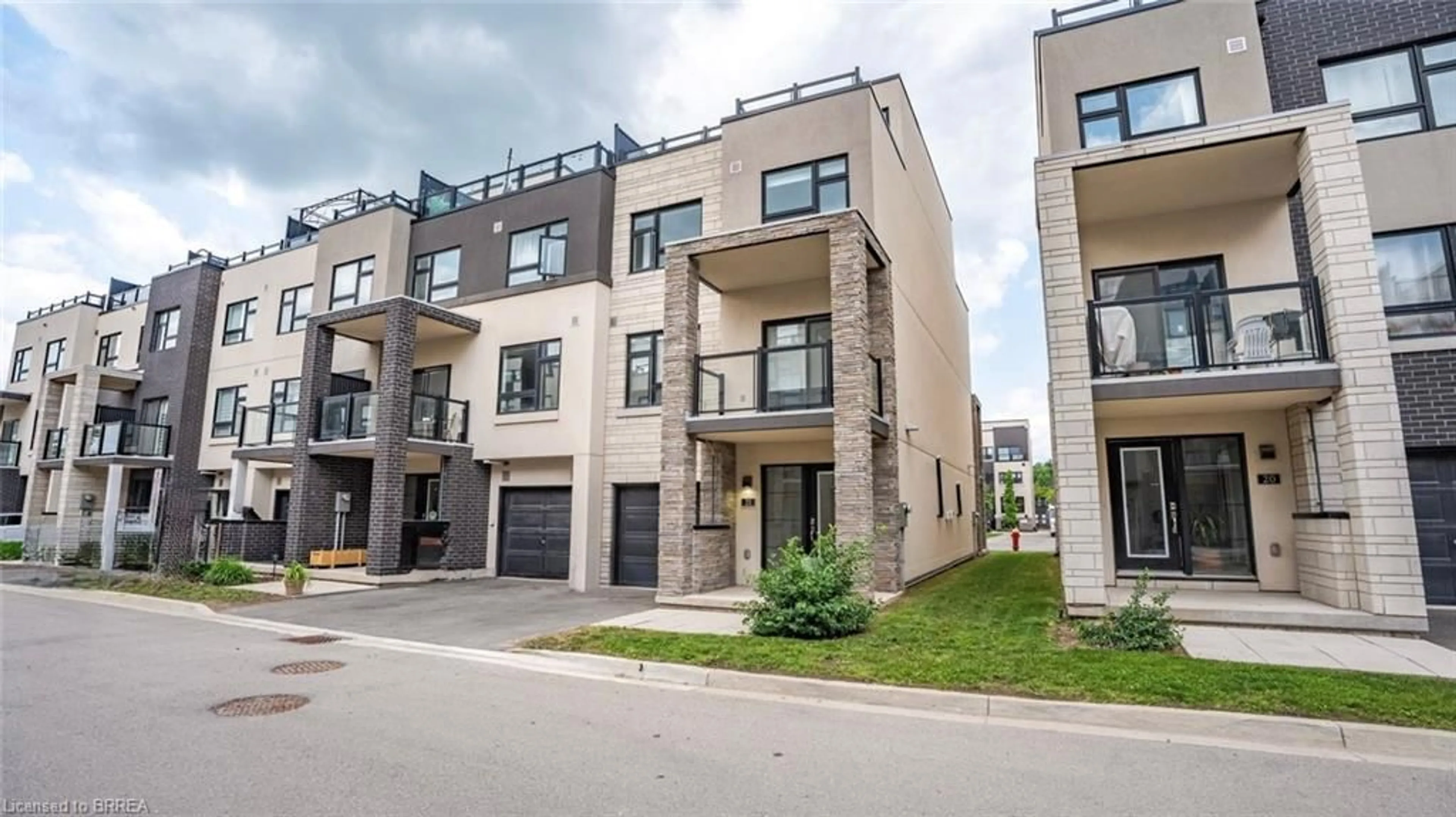 Unknown for 1121 Cooke Blvd #21, Burlington Ontario L7T 0C3