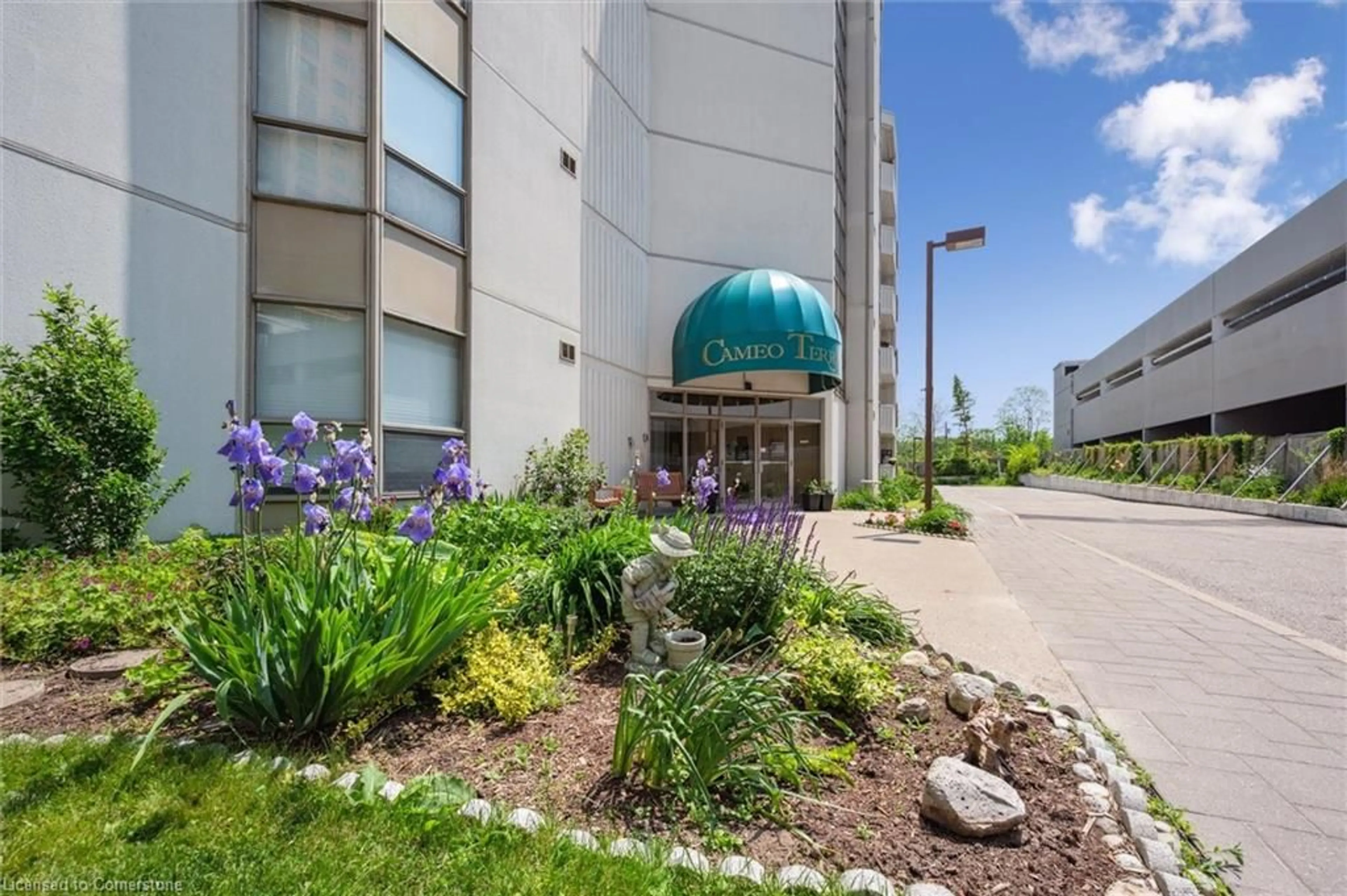 Unknown for 3267 King St #204, Kitchener Ontario N2A 4A4