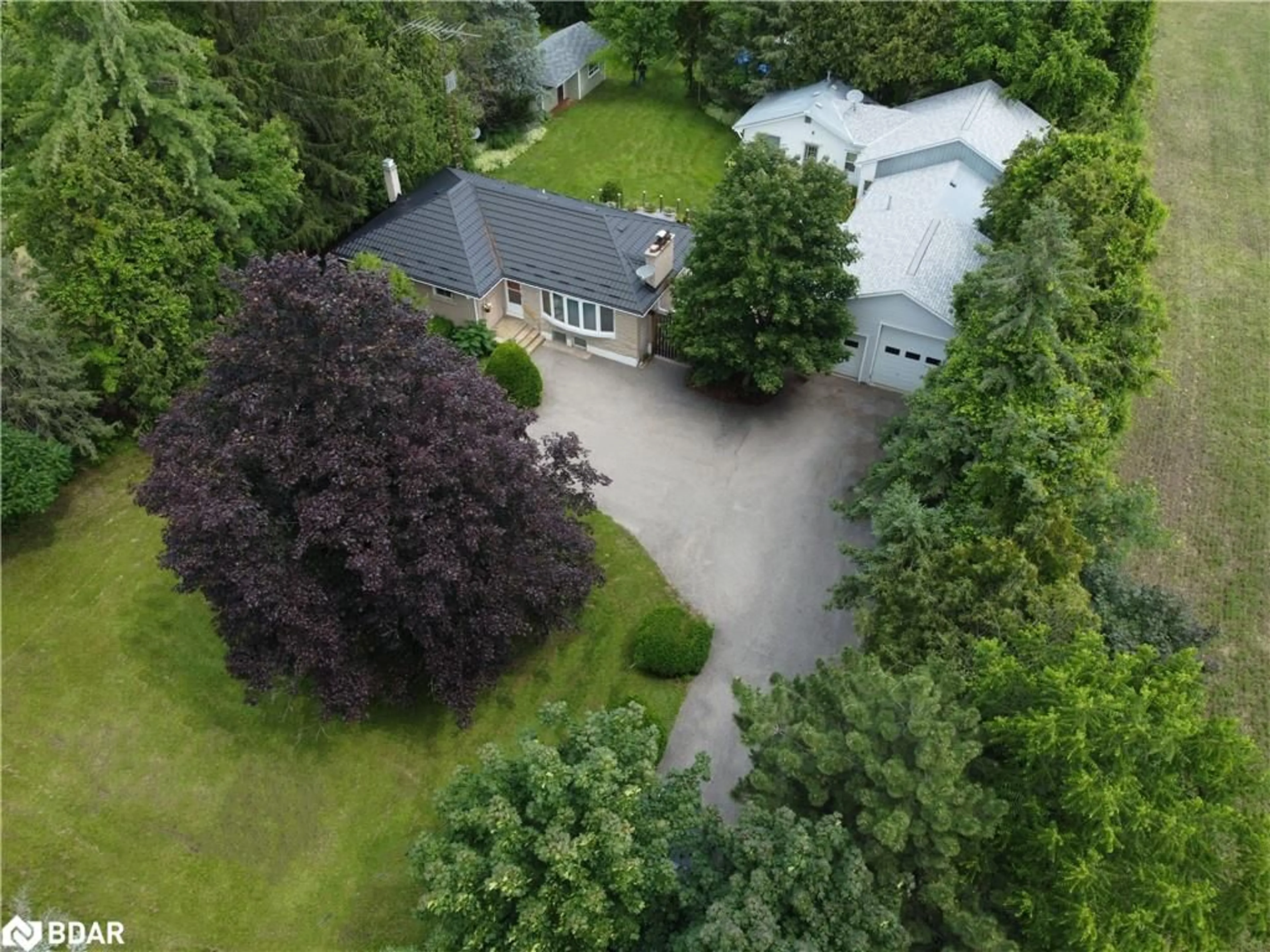 A pic from outside/outdoor area/front of a property/back of a property/a pic from drone, street for 13181 Highway No 7, Georgetown Ontario L7G 4S4