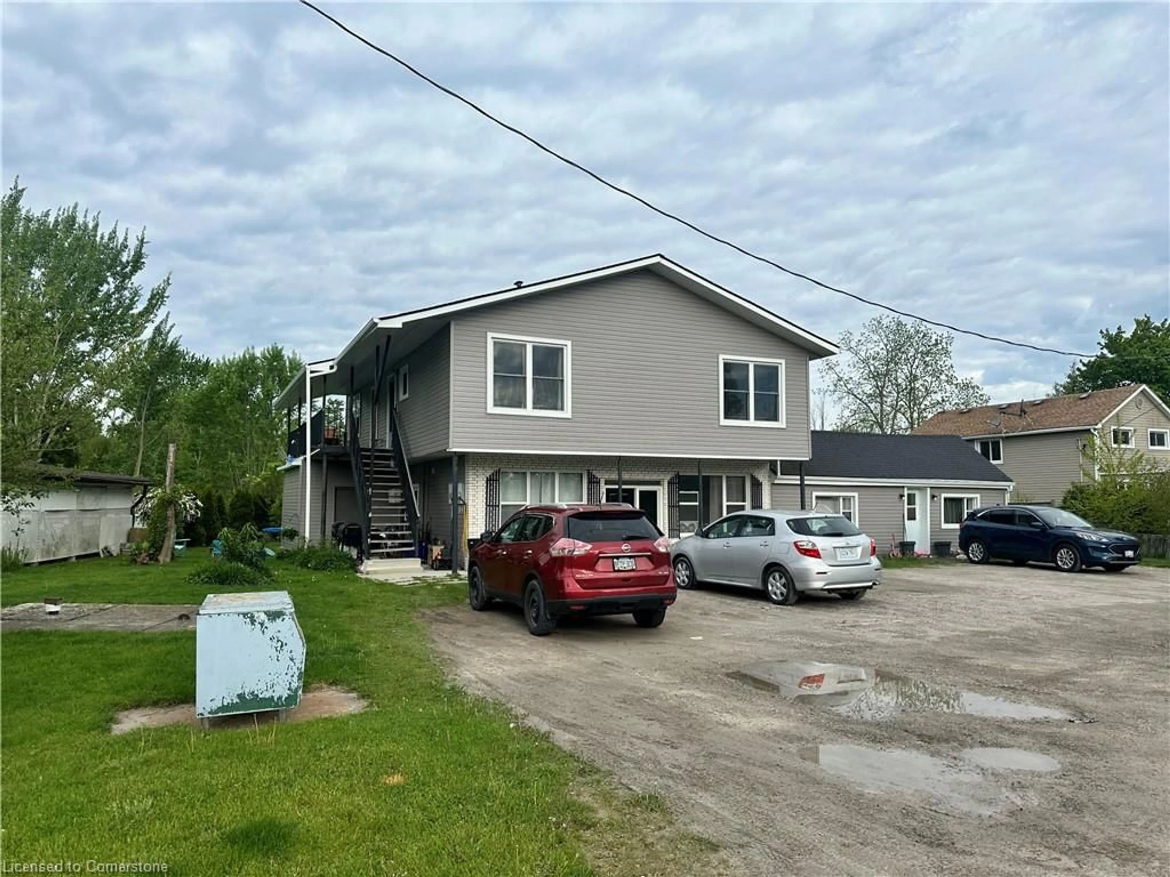 A pic from outside/outdoor area/front of a property/back of a property/a pic from drone, street for 1572 North Shore Dr, Dunnville Ontario N0A 1K0