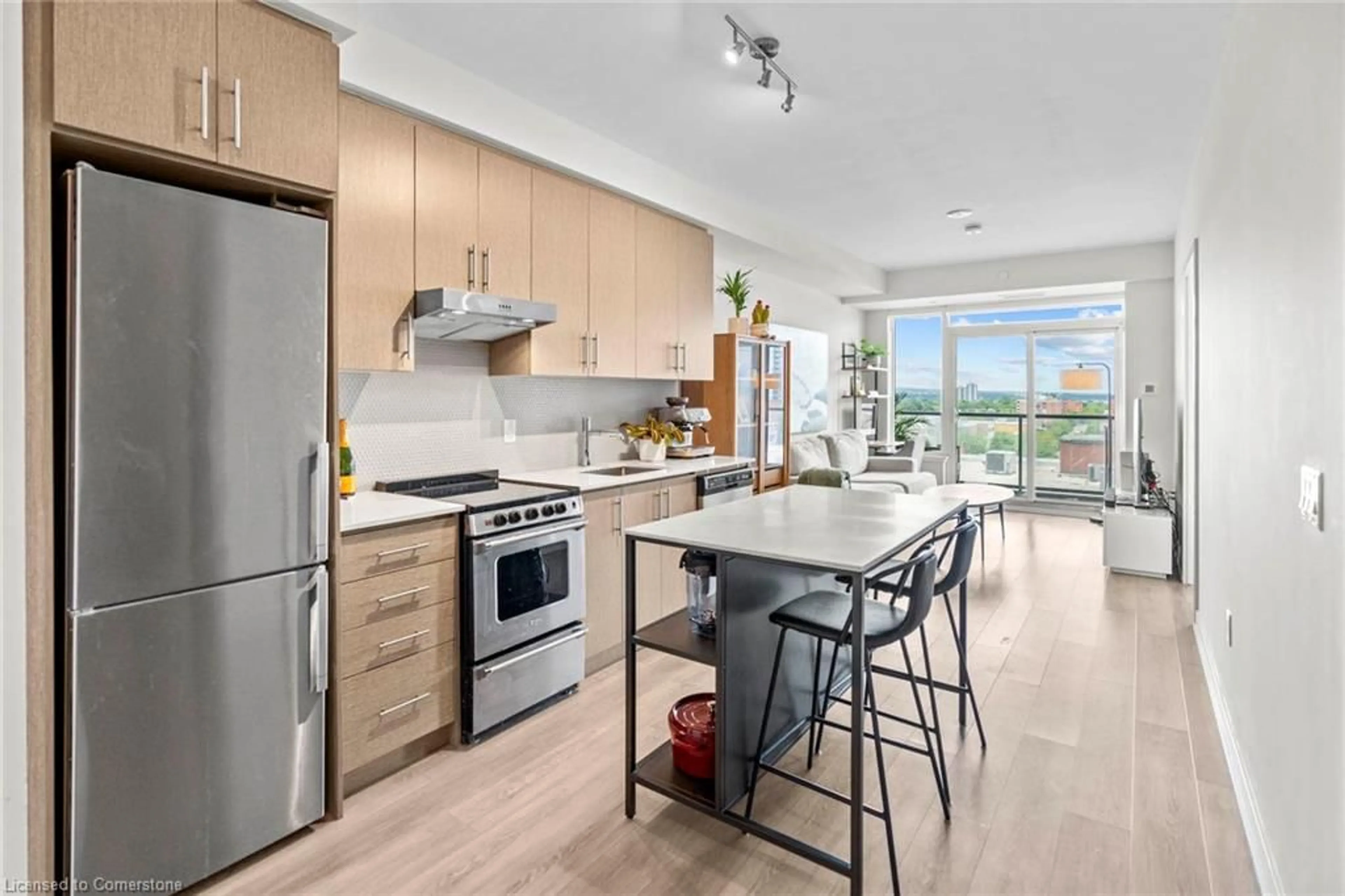 Open concept kitchen, unknown for 212 King William St #818, Hamilton Ontario L8N 1B5