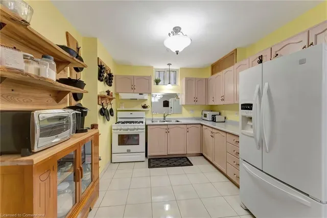 Additional image 22 of 182 Solomon Cres