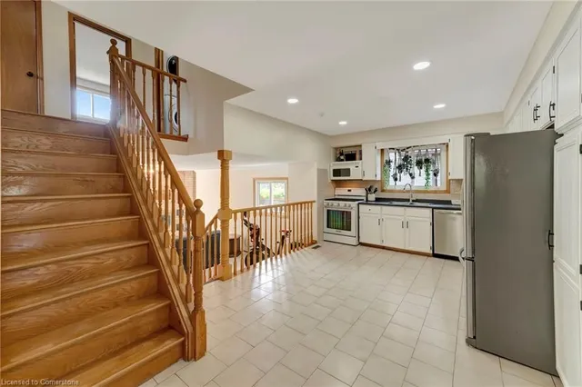 Additional image 42 of 182 Solomon Cres