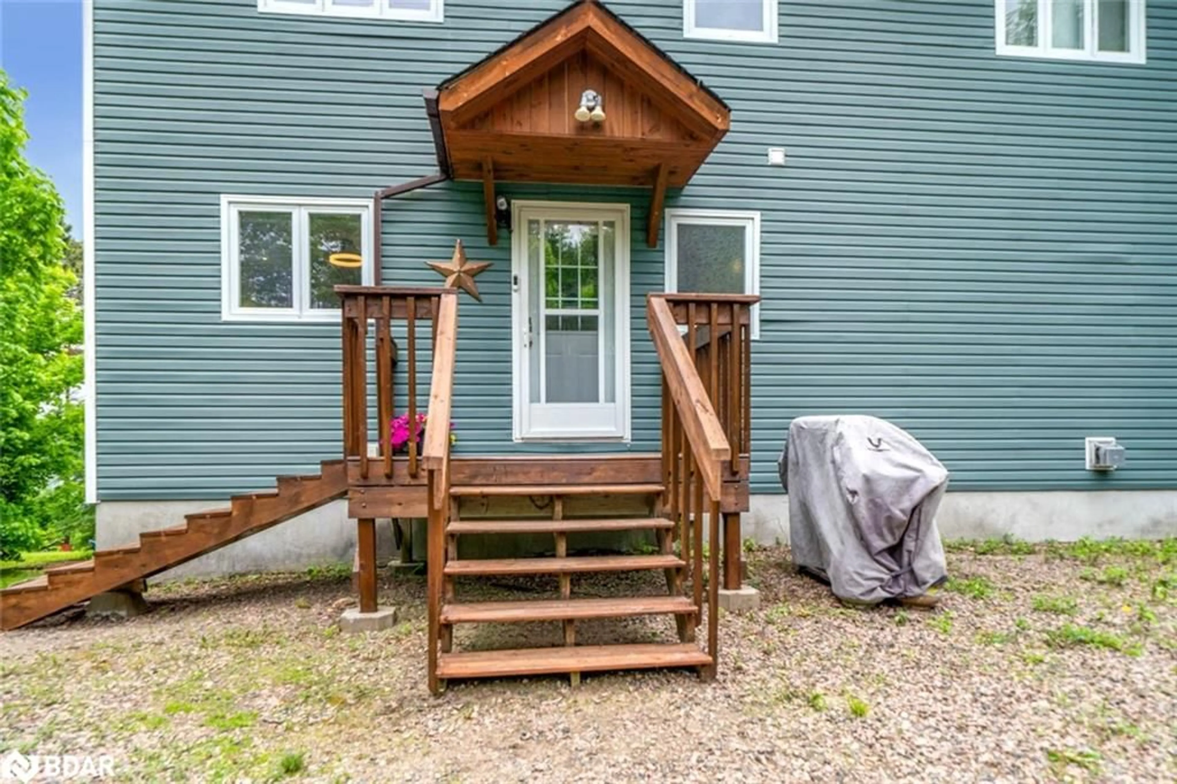 Unknown for 1033 Harvest Moon Lane, Algonquin Highlands Ontario K0M 1S0