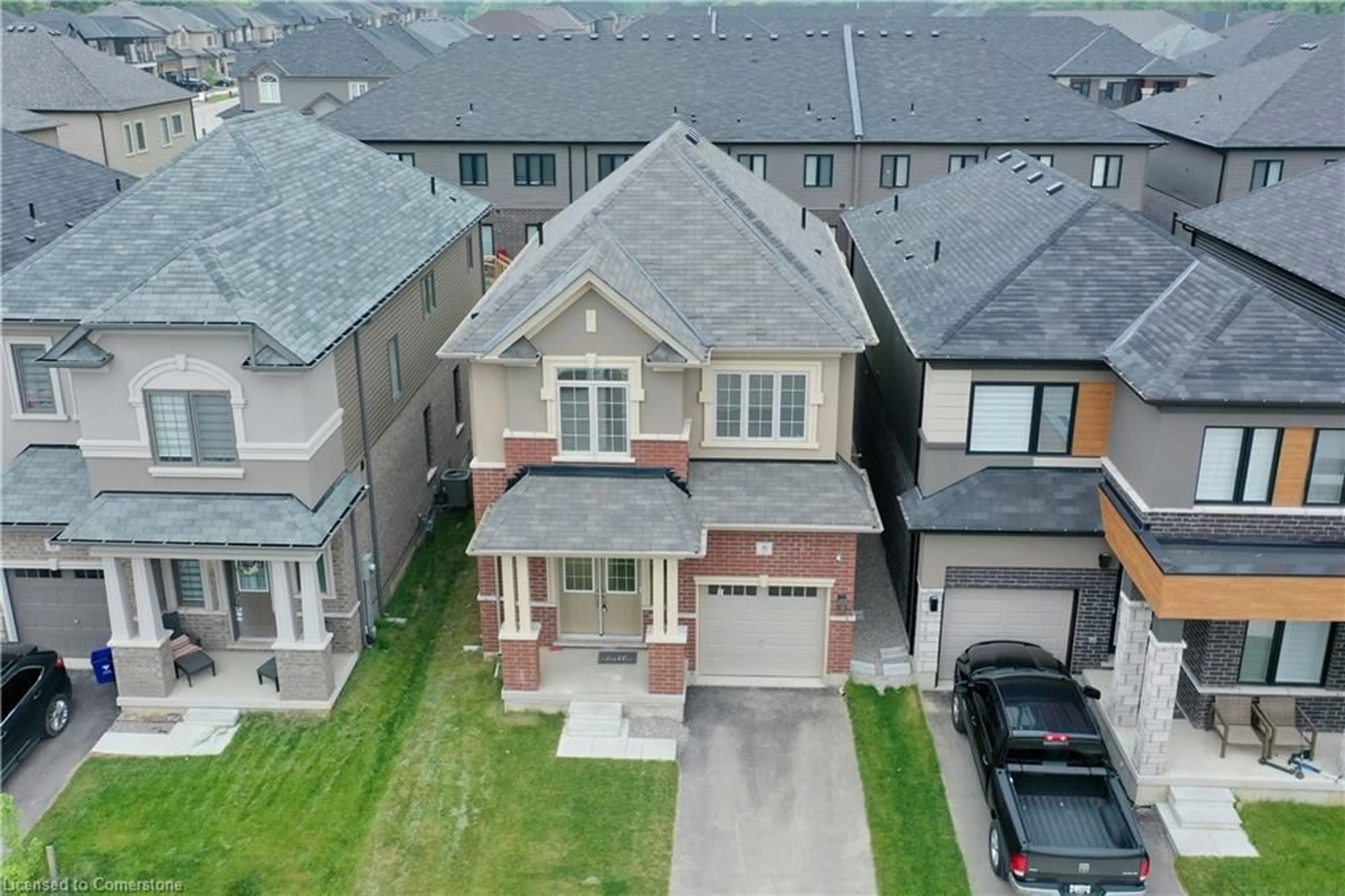A pic from outside/outdoor area/front of a property/back of a property/a pic from drone, street for 8 Tooker Dr, Brantford Ontario N3V 0B6