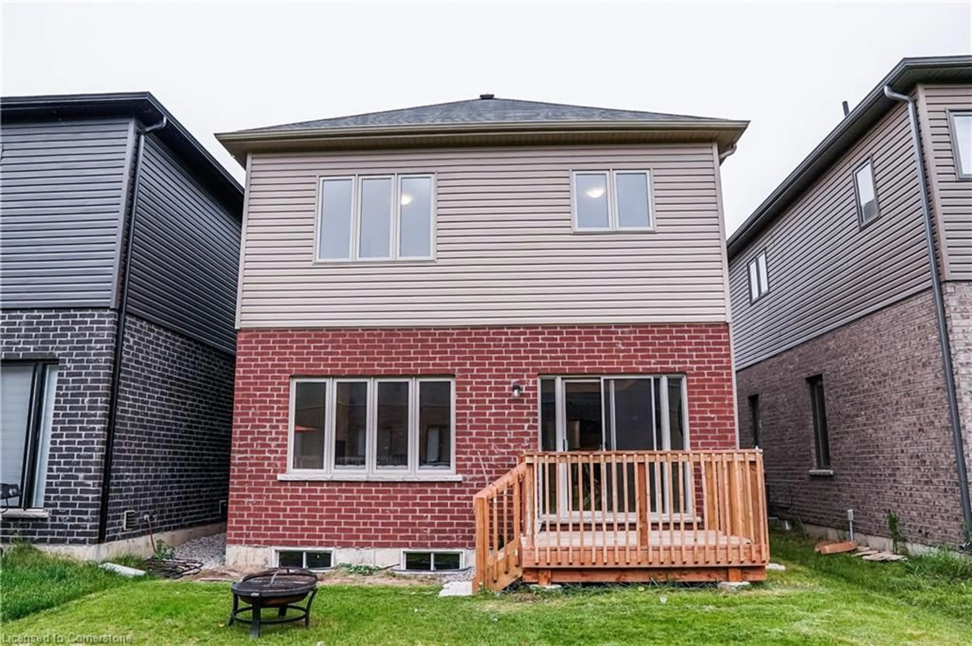Home with brick exterior material, street for 8 Tooker Dr, Brantford Ontario N3V 0B6