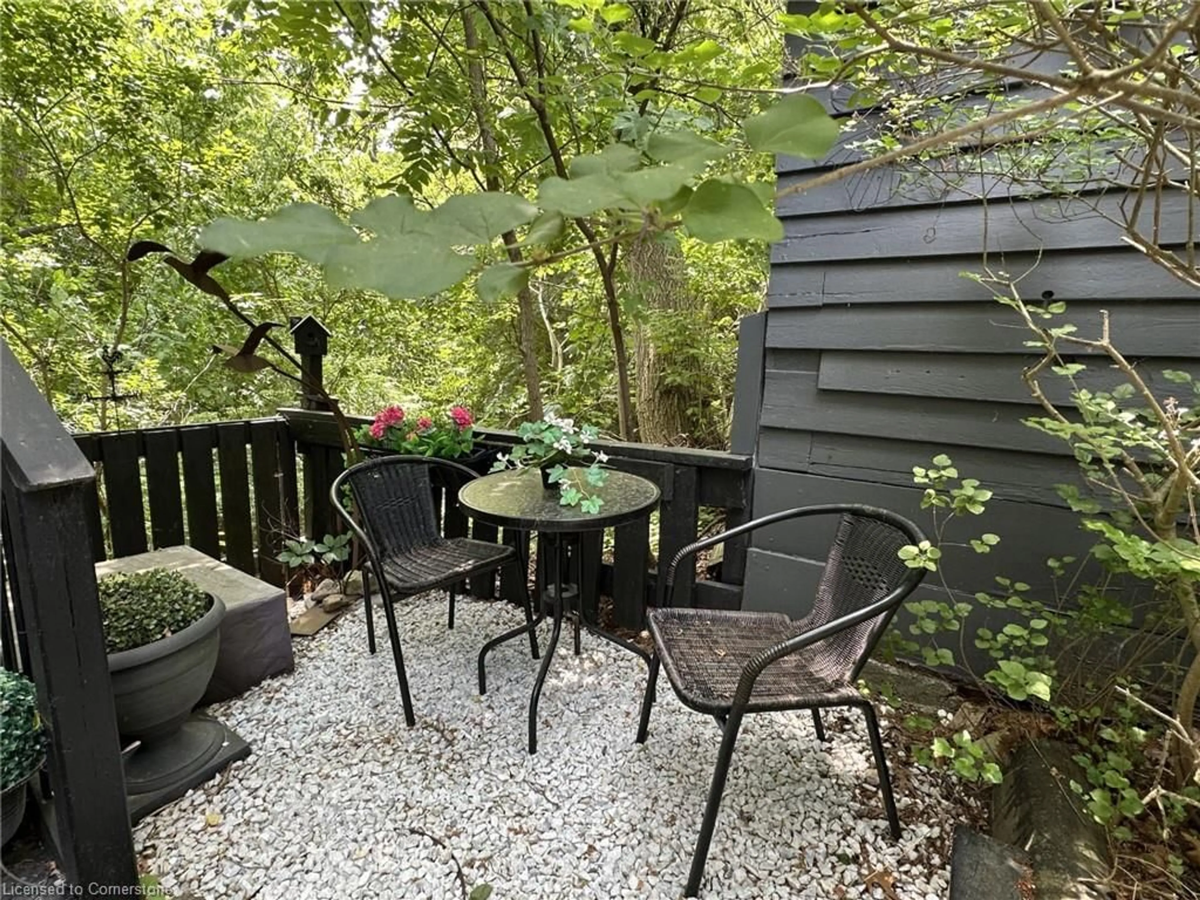 Patio, forest/trees view for 78 Queensway Dr, Simcoe Ontario N3Y 4M6