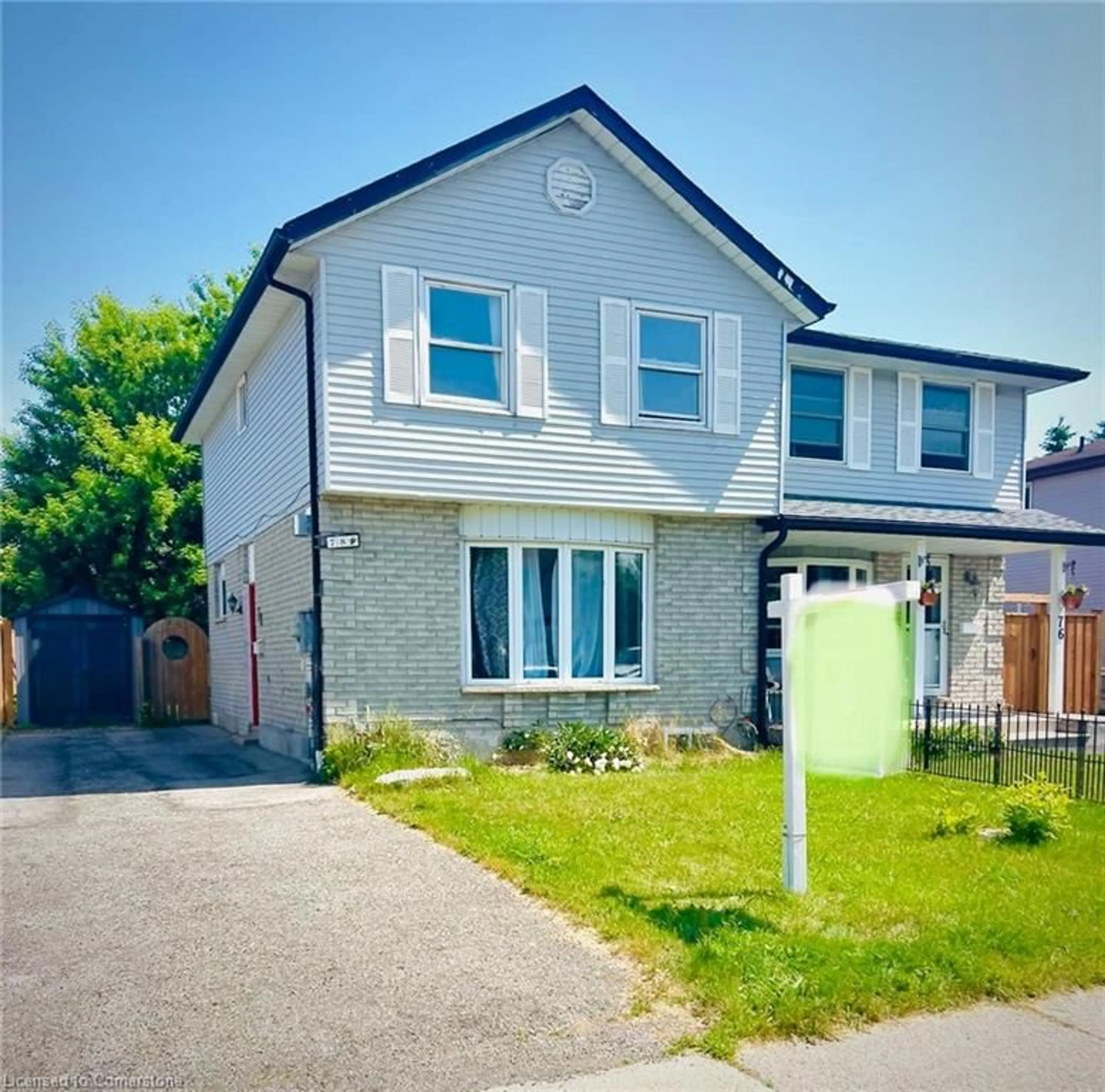 A pic from outside/outdoor area/front of a property/back of a property/a pic from drone, street for 78 Carter Cres, Cambridge Ontario N1R 7L4