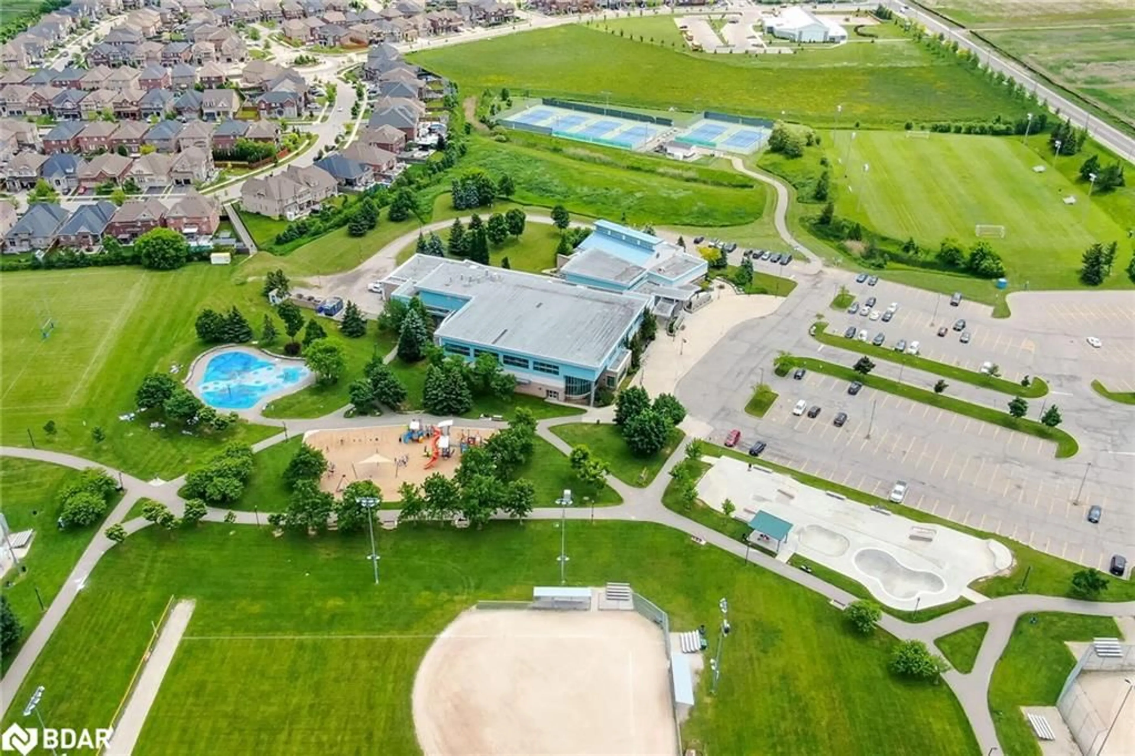 A pic from outside/outdoor area/front of a property/back of a property/a pic from drone, unknown for 14120 Argyll Rd, Georgetown Ontario L7G 6G6
