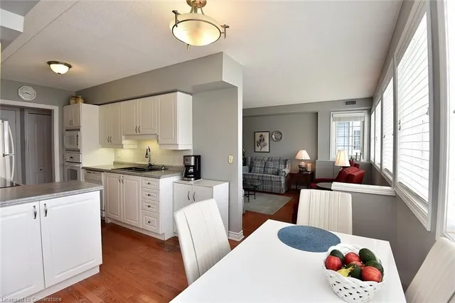Additional image 37 of 600 Silverbirch Blvd Unit 205