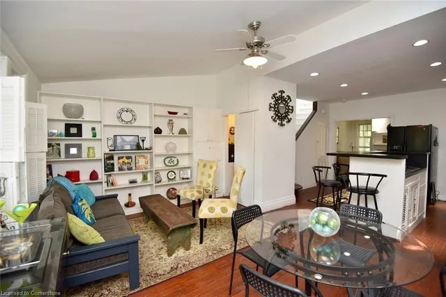 Additional property image - 61 Burlington St