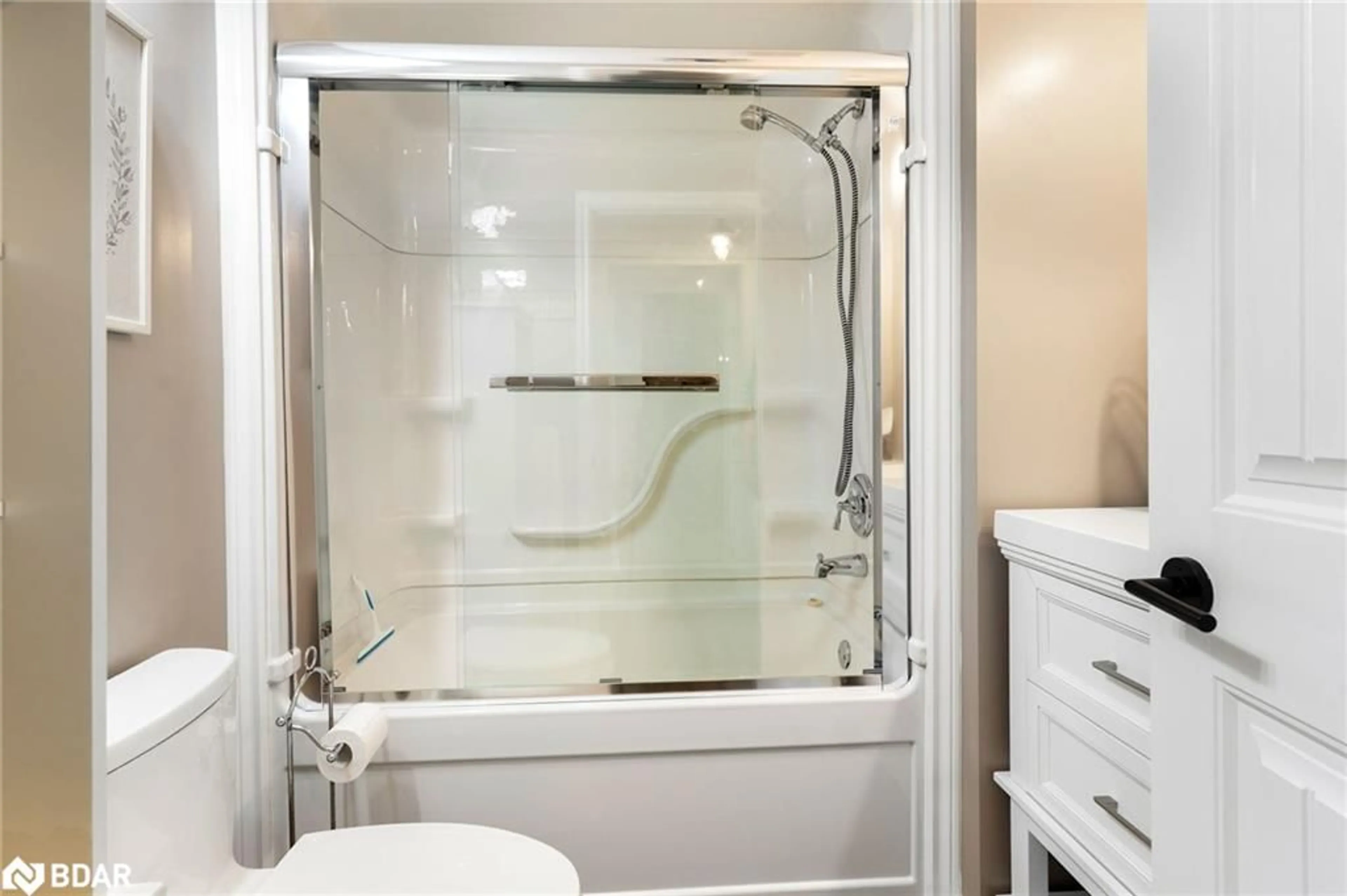 Standard bathroom, ceramic/tile floor for 4001 County Rd 121 Rd, Kawartha Lakes Ontario K0M 2A0