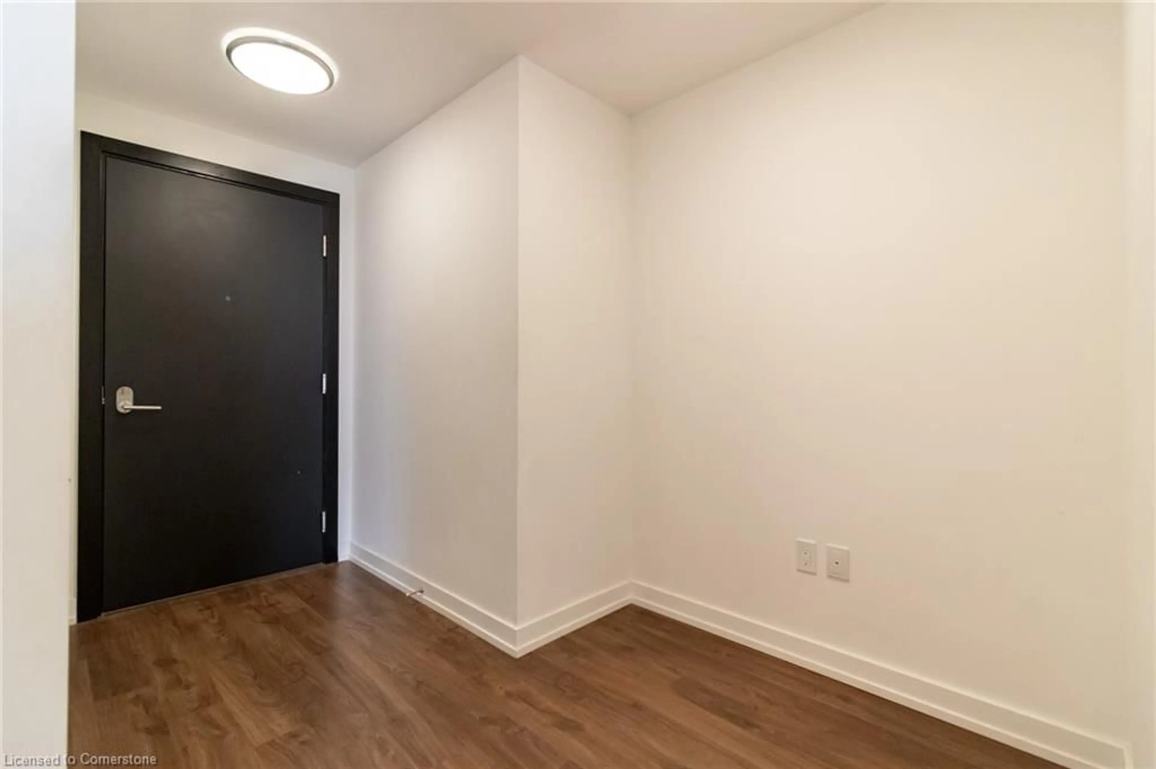 A pic of a room for 15 Wellington St #2804, Kitchener Ontario N2G 0E4