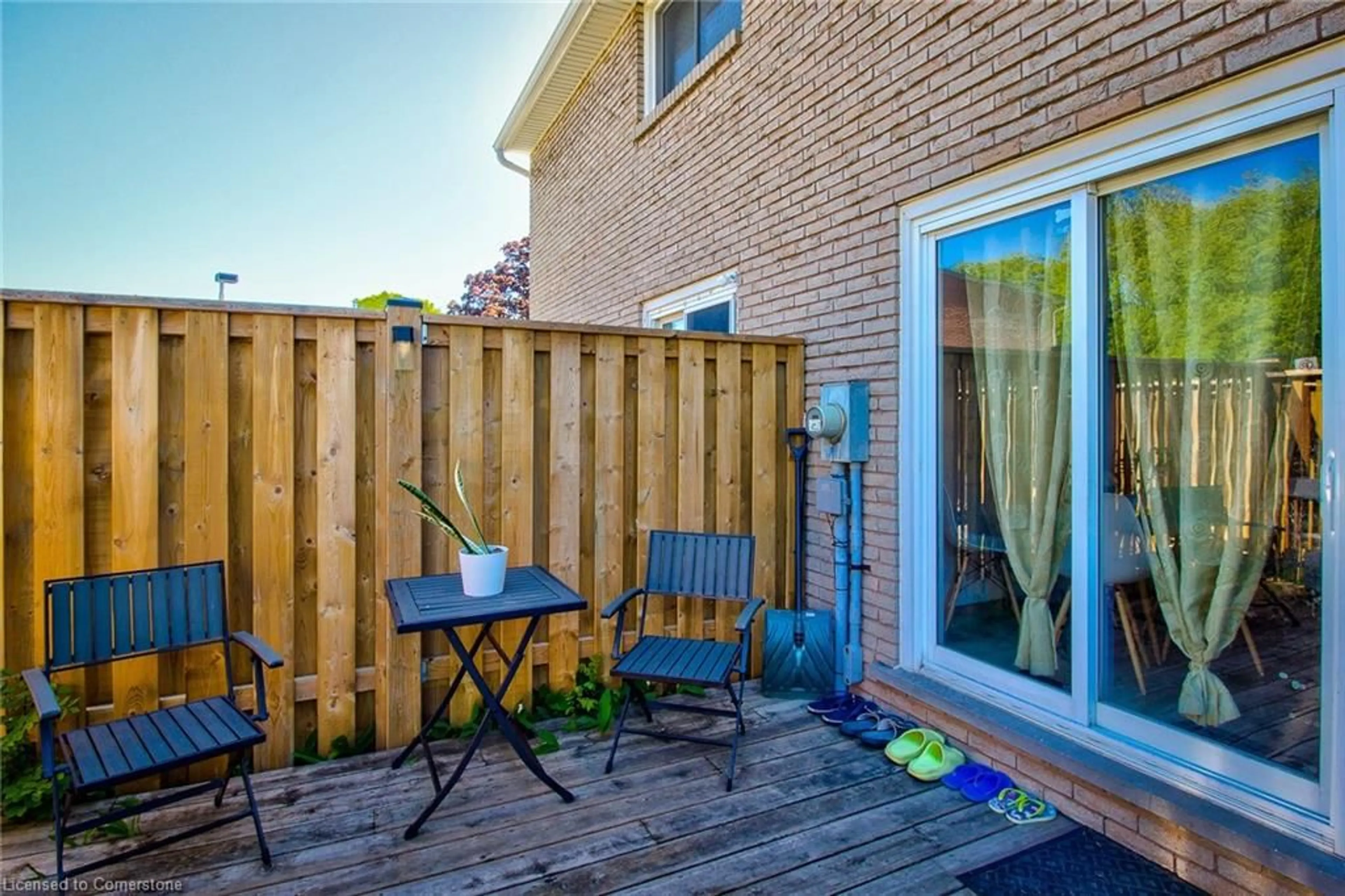 Patio, street for 151 Gateshead Cres #129, Hamilton Ontario L8G 3W1