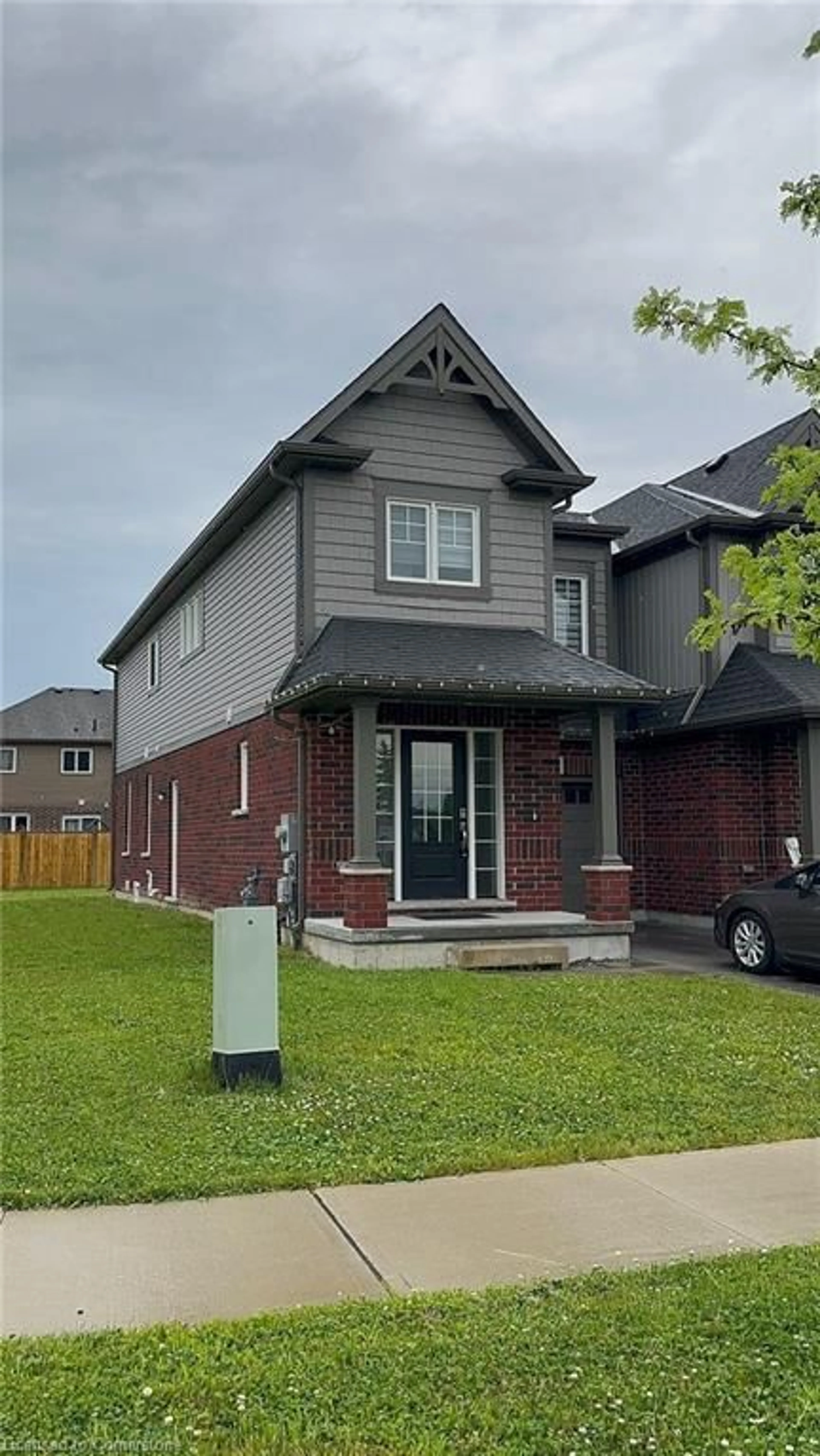 Home with brick exterior material, street for 636 Julia Dr, Niagara Falls Ontario L3C 0G9