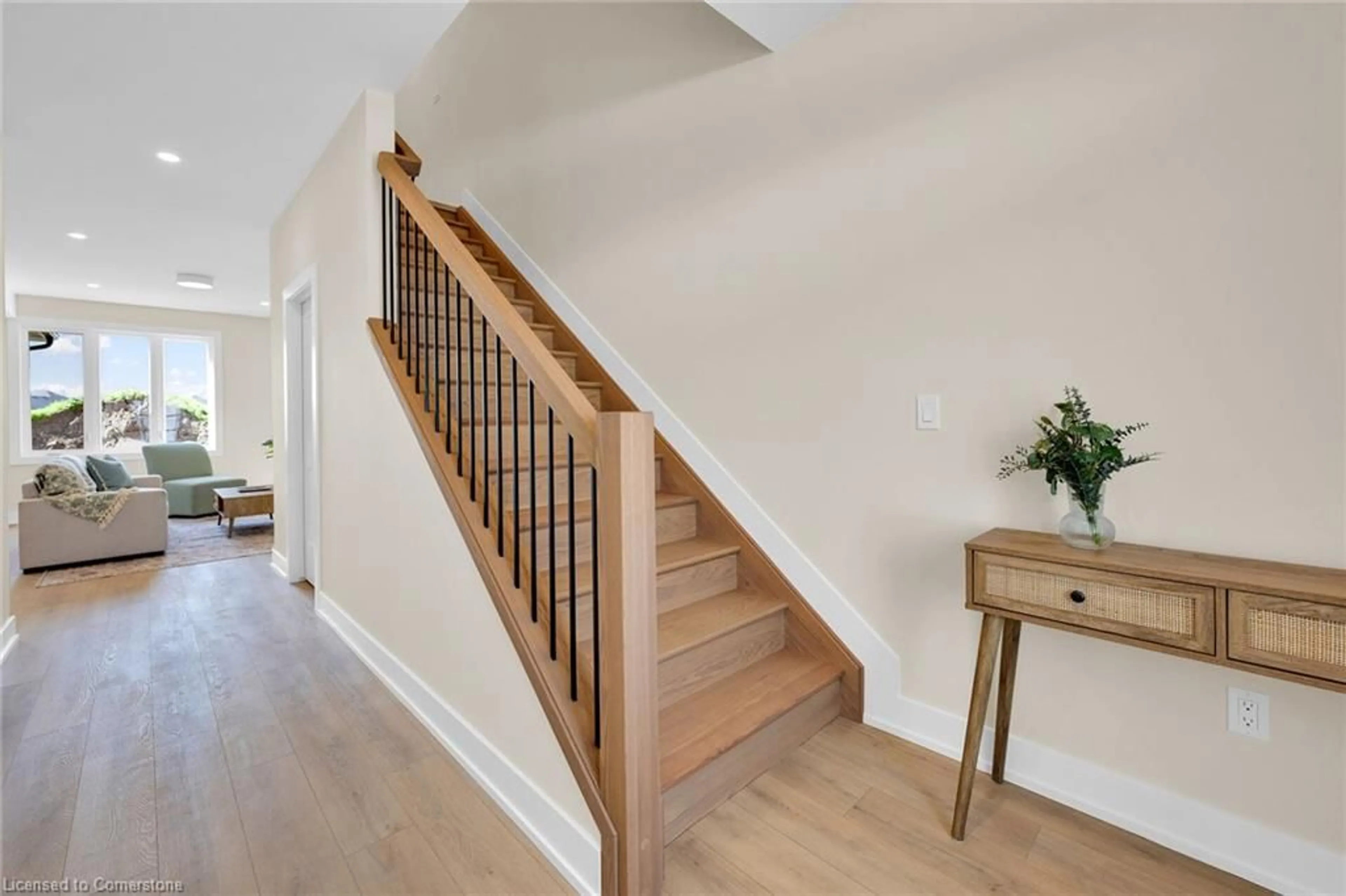 Stairs for 178 Lafayette St, Haldimand County Ontario N0A 1J0