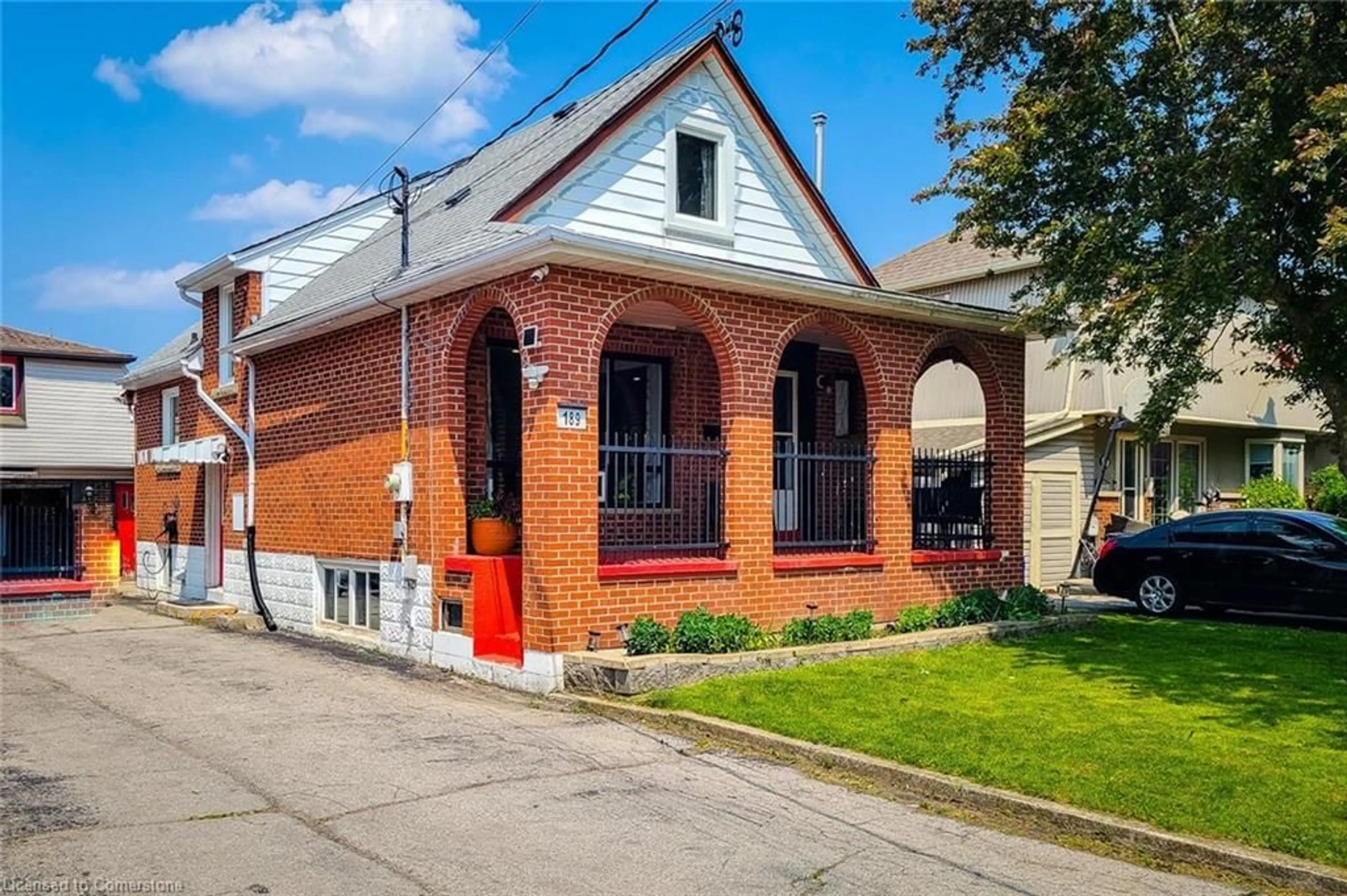 Home with brick exterior material, street for 189 Federal St, Hamilton Ontario L8E 1N8
