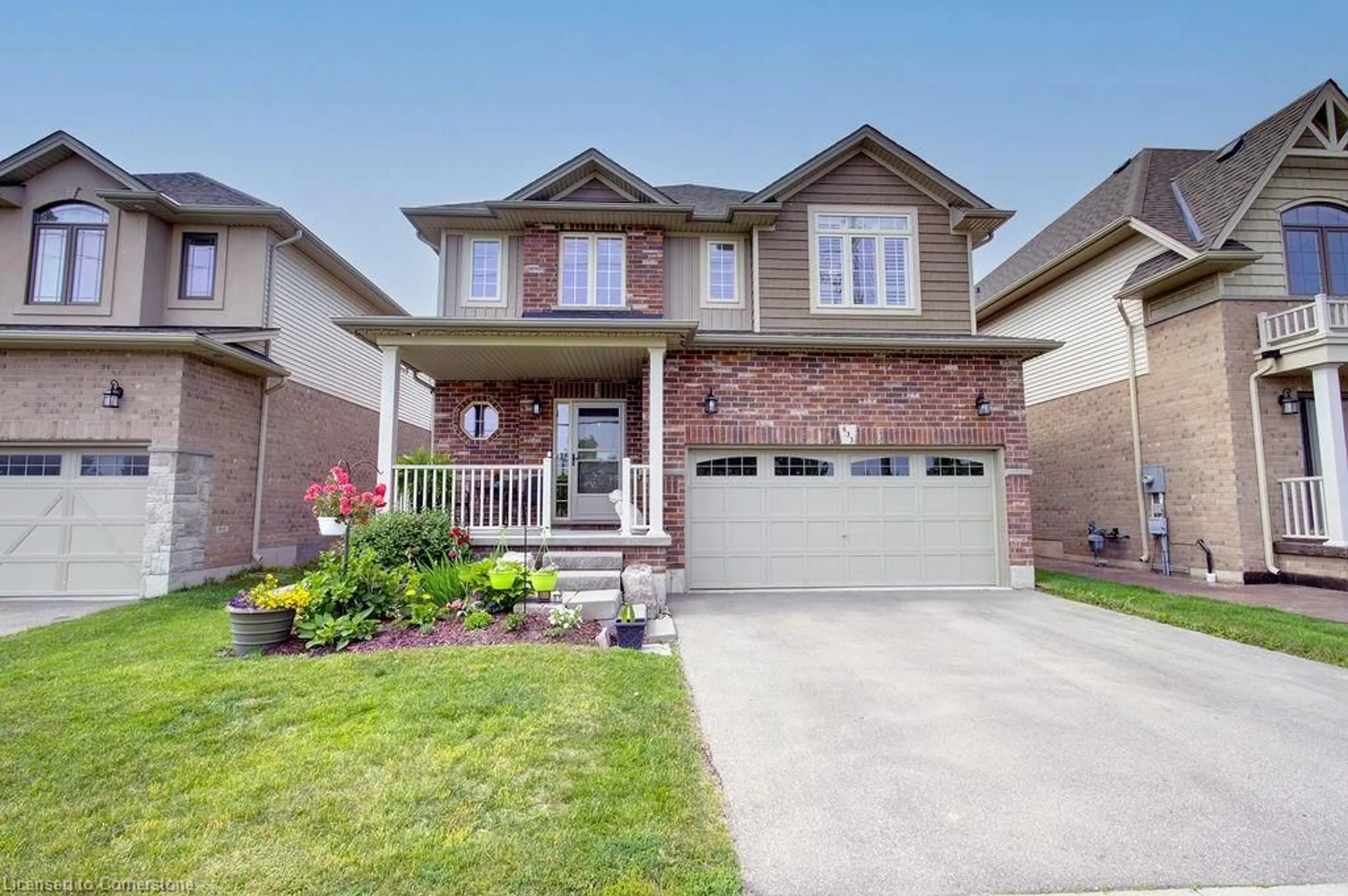 Home with brick exterior material, street for 633 Winston Rd, Grimsby Ontario L3M 0H4