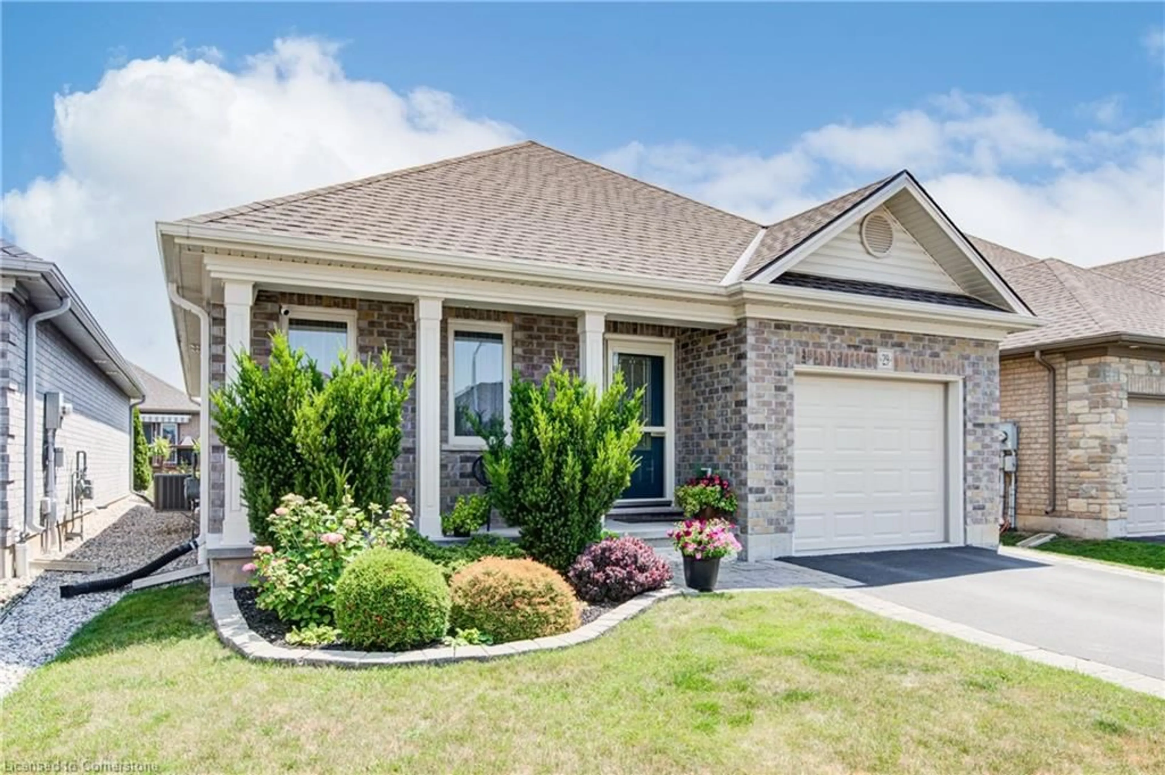Home with brick exterior material, street for 29 Esseltine Drive Dr, Tillsonburg Ontario N4G 0G2