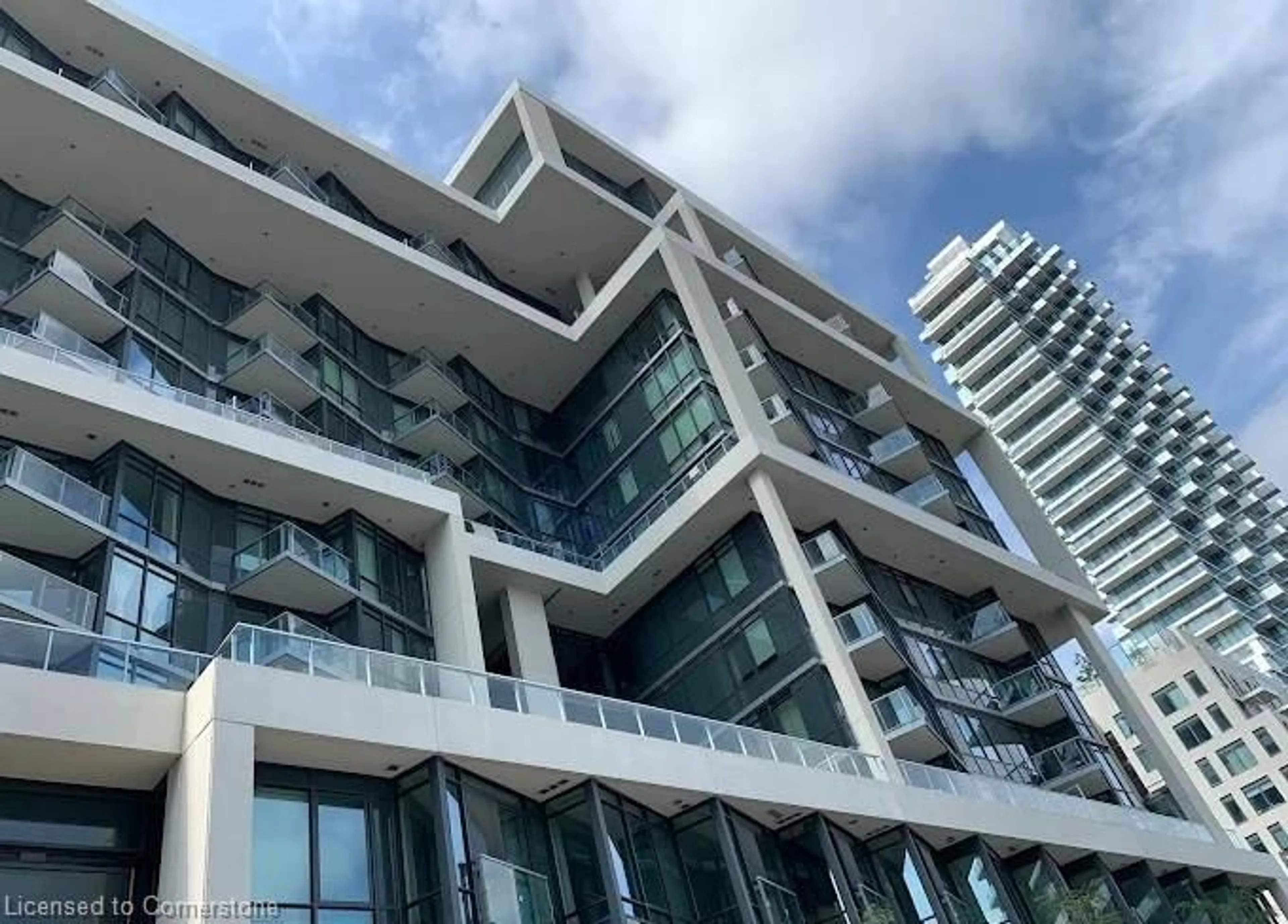 Unknown for 15 Merchants St #308, Toronto Ontario M5A 0N8