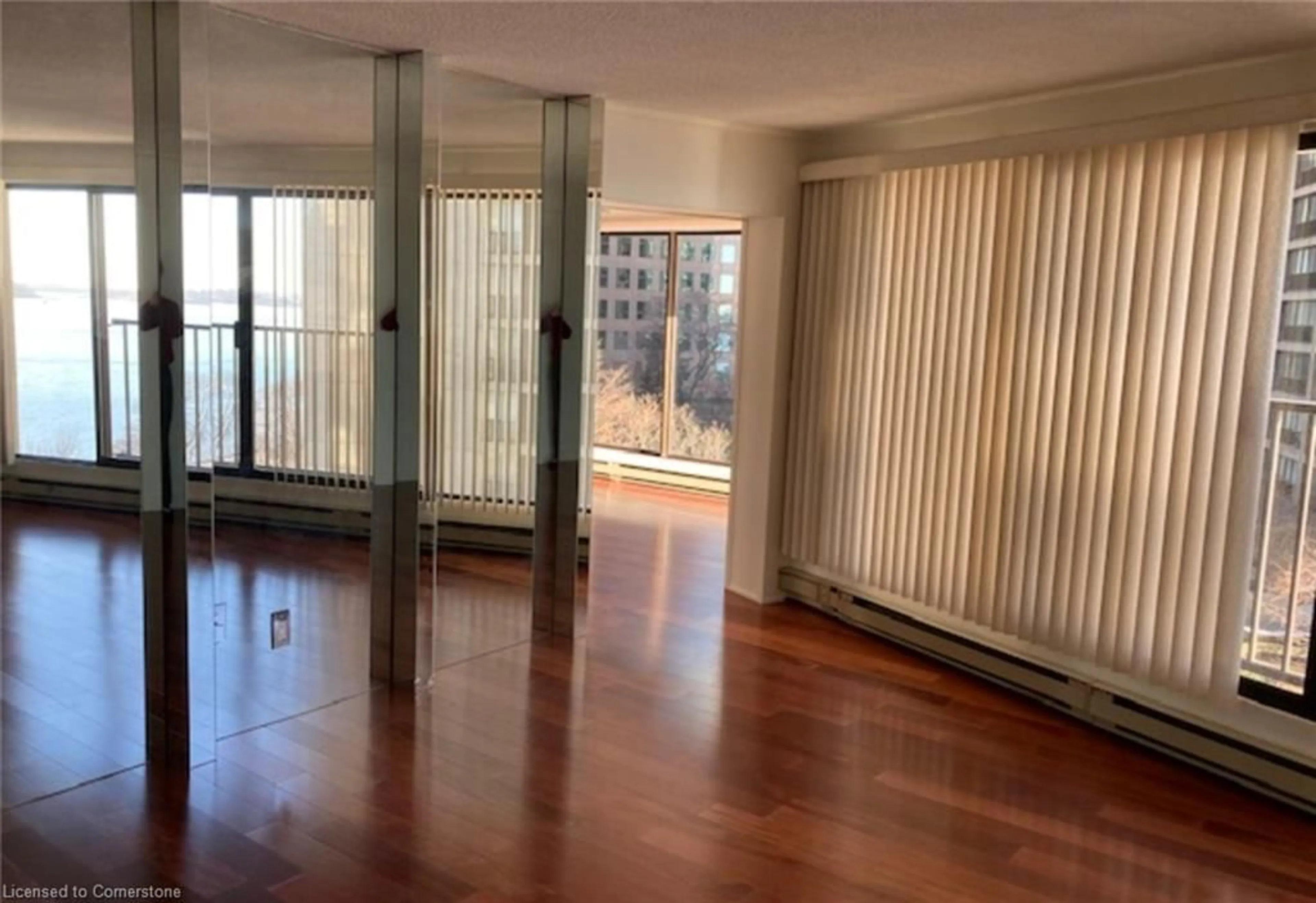 A pic of a room for 65 Harbour Sq #906, Toronto Ontario M5J 2L4