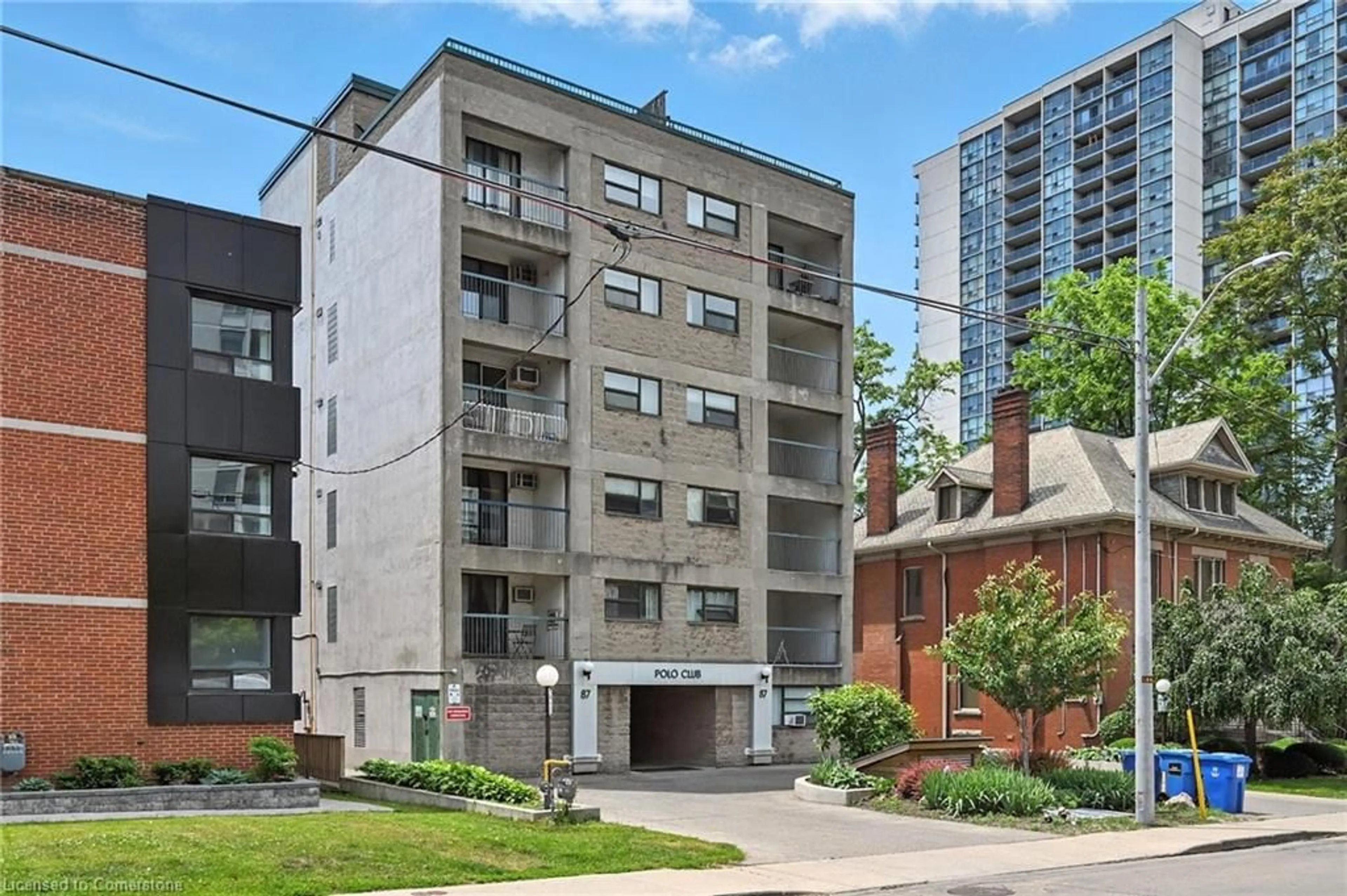 Home with brick exterior material, street for 87 Duke St #204, Hamilton Ontario L8P 1X4