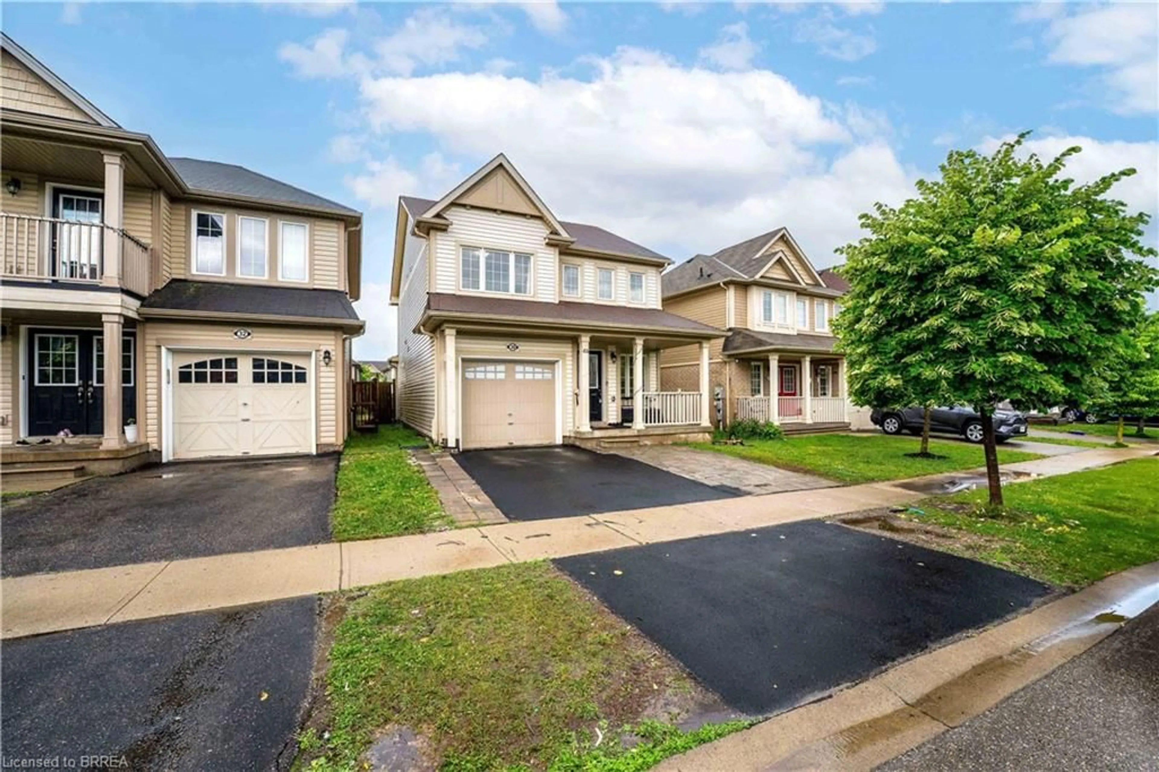 Unknown for 30 English Lane, Brantford Ontario N3T 0H1