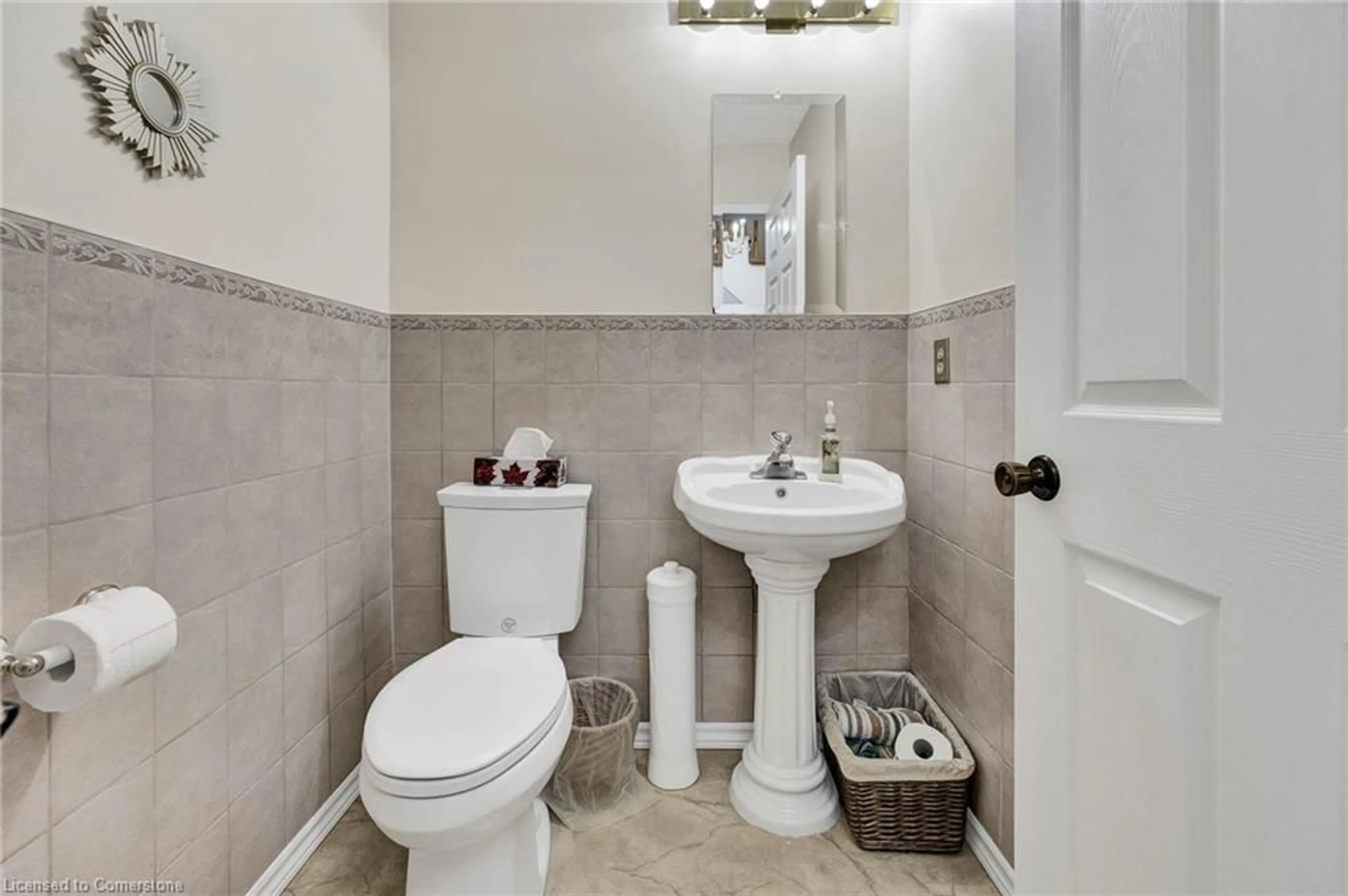 Standard bathroom, ceramic/tile floor for 207 Stoke Dr, Kitchener Ontario N2N 2C3