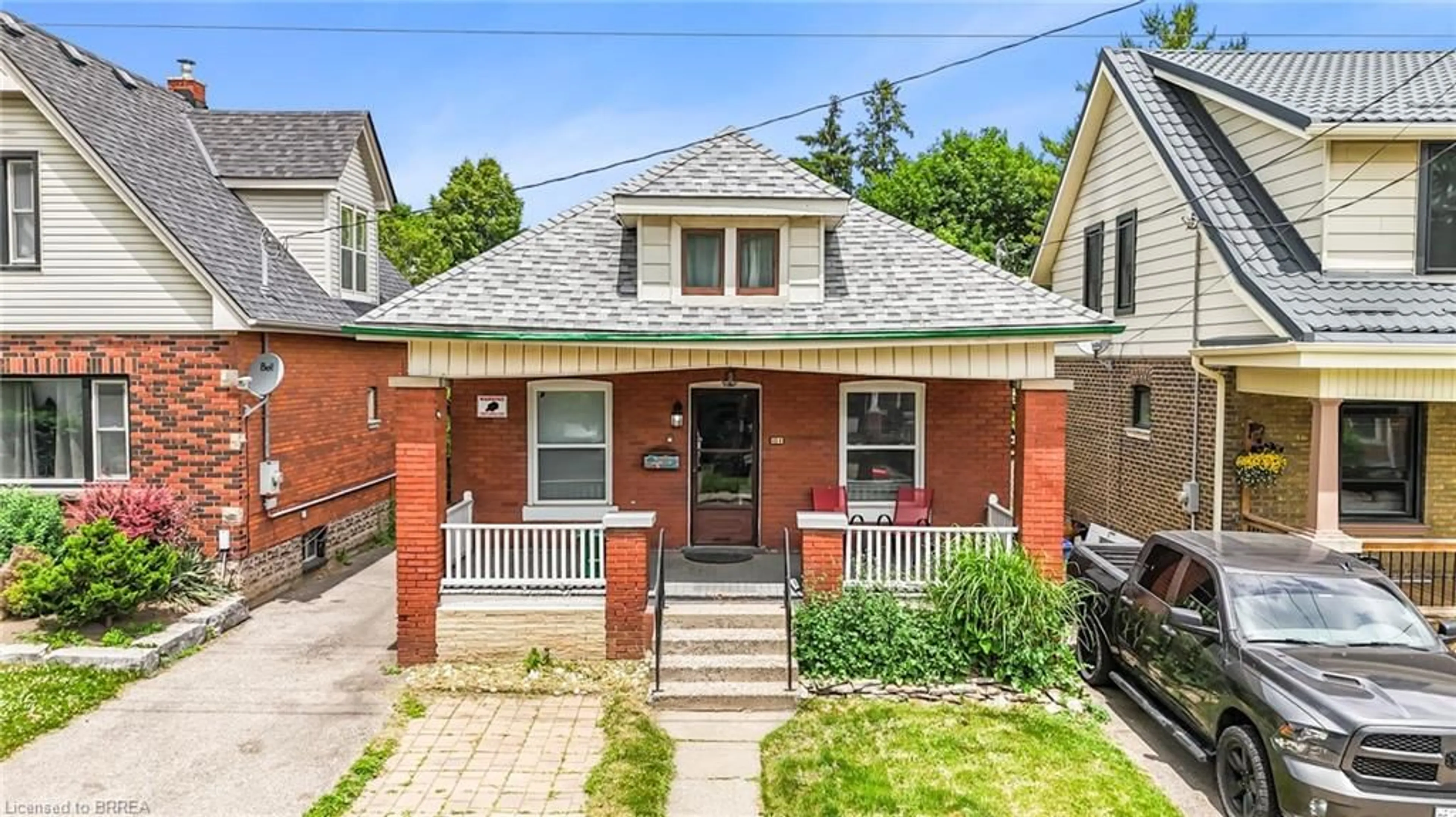 Home with brick exterior material, street for 104 Mary St, Brantford Ontario N3S 3B7