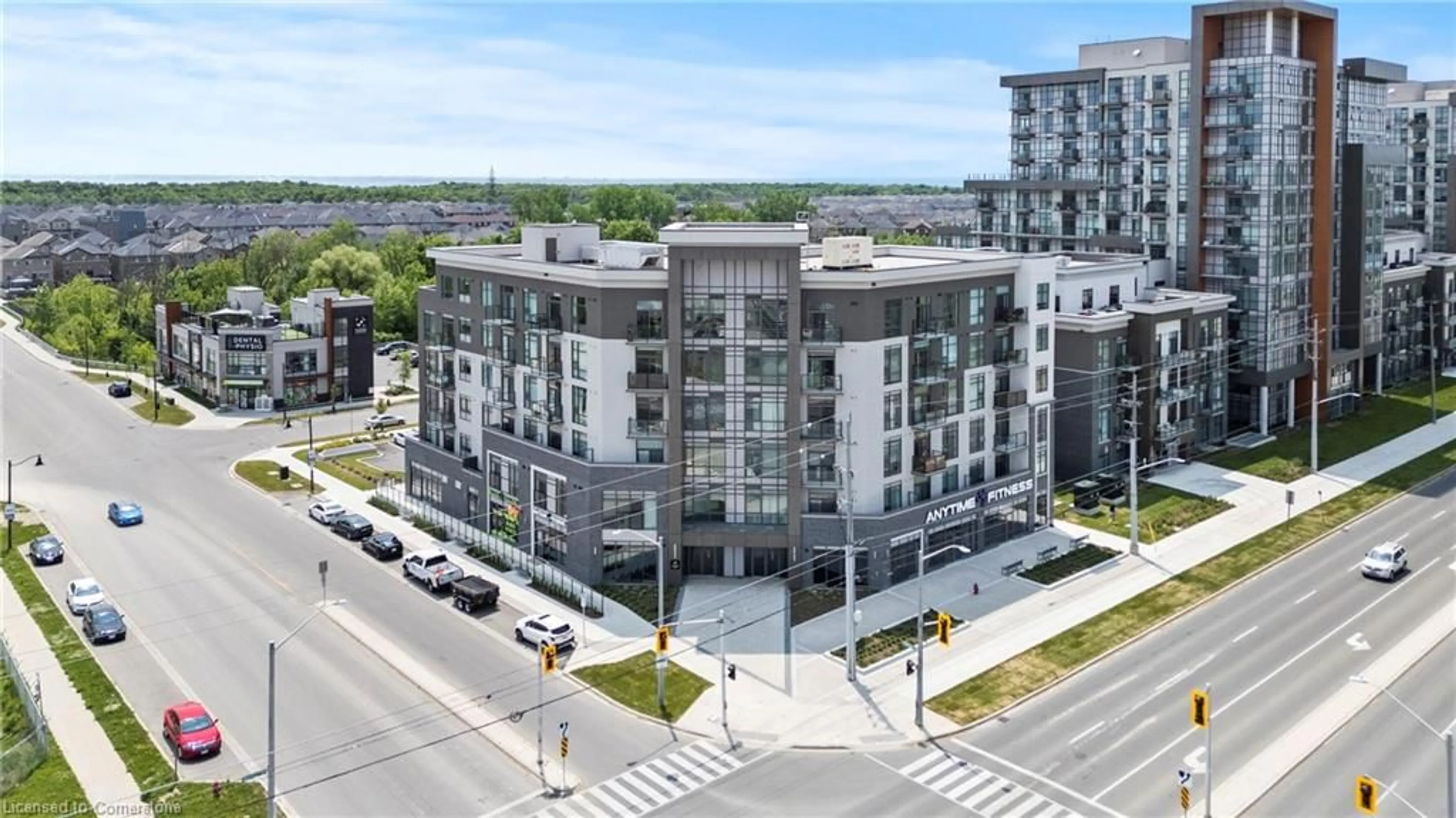 A pic from outside/outdoor area/front of a property/back of a property/a pic from drone, city buildings view from balcony for 10 Mallard Trail #530, Hamilton Ontario L8B 2A7