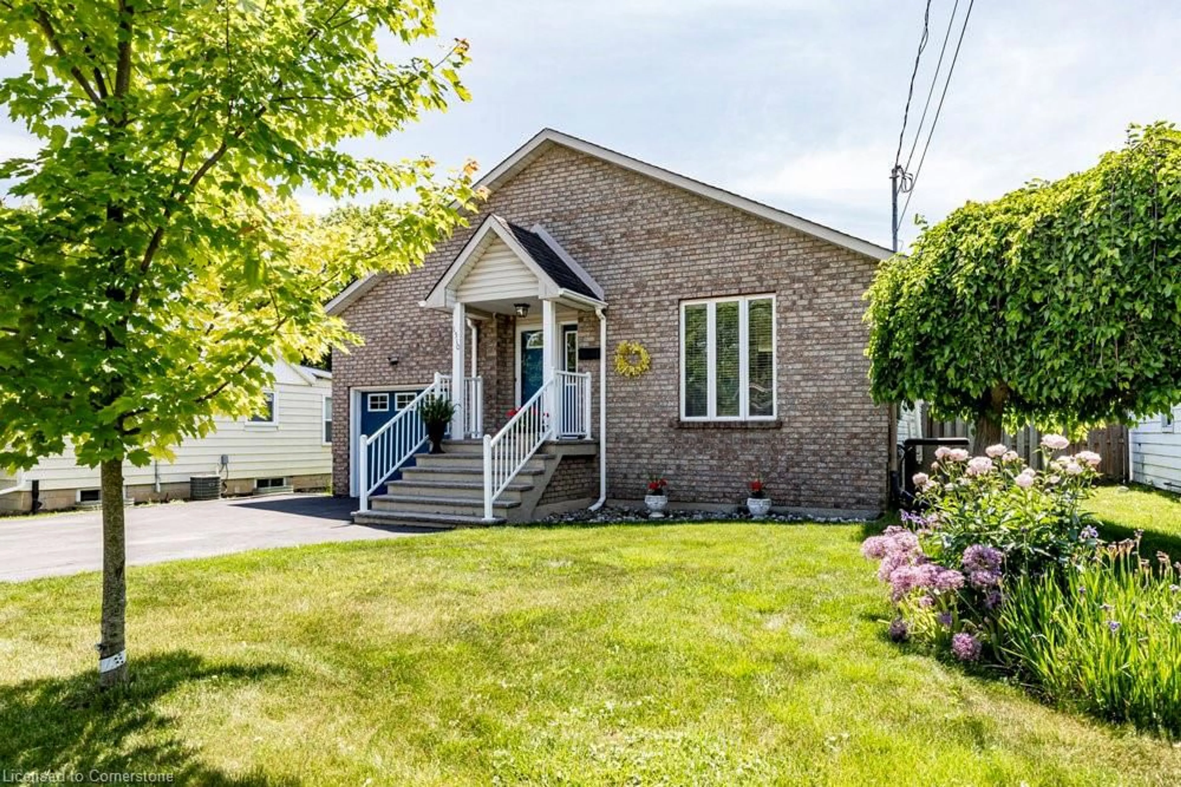 Home with brick exterior material, street for 1510 Norwood Ave, Burlington Ontario L7T 1V8