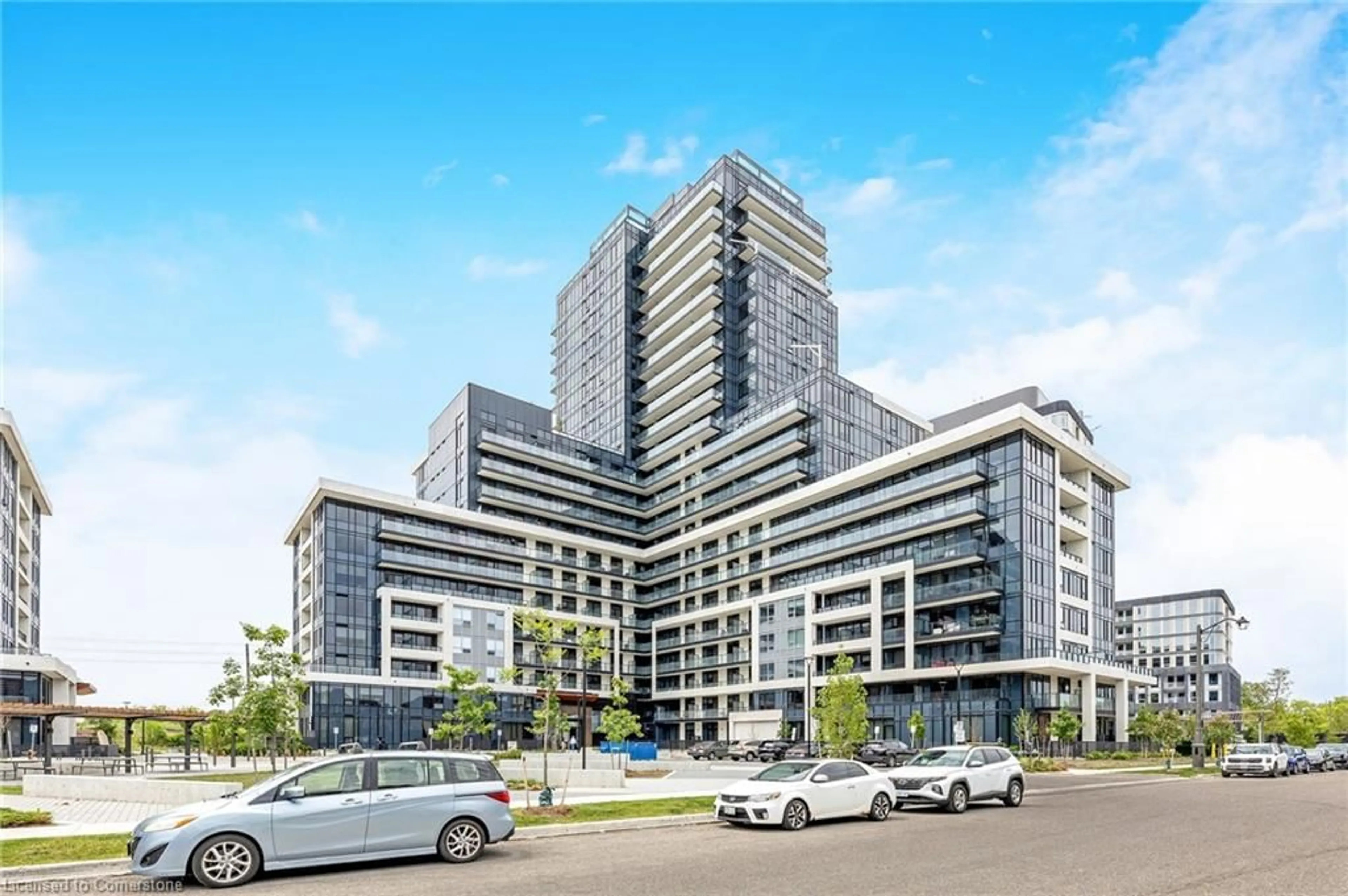 Indoor foyer for 3220 William Coltson Ave #318, Oakville Ontario L6H 7X9