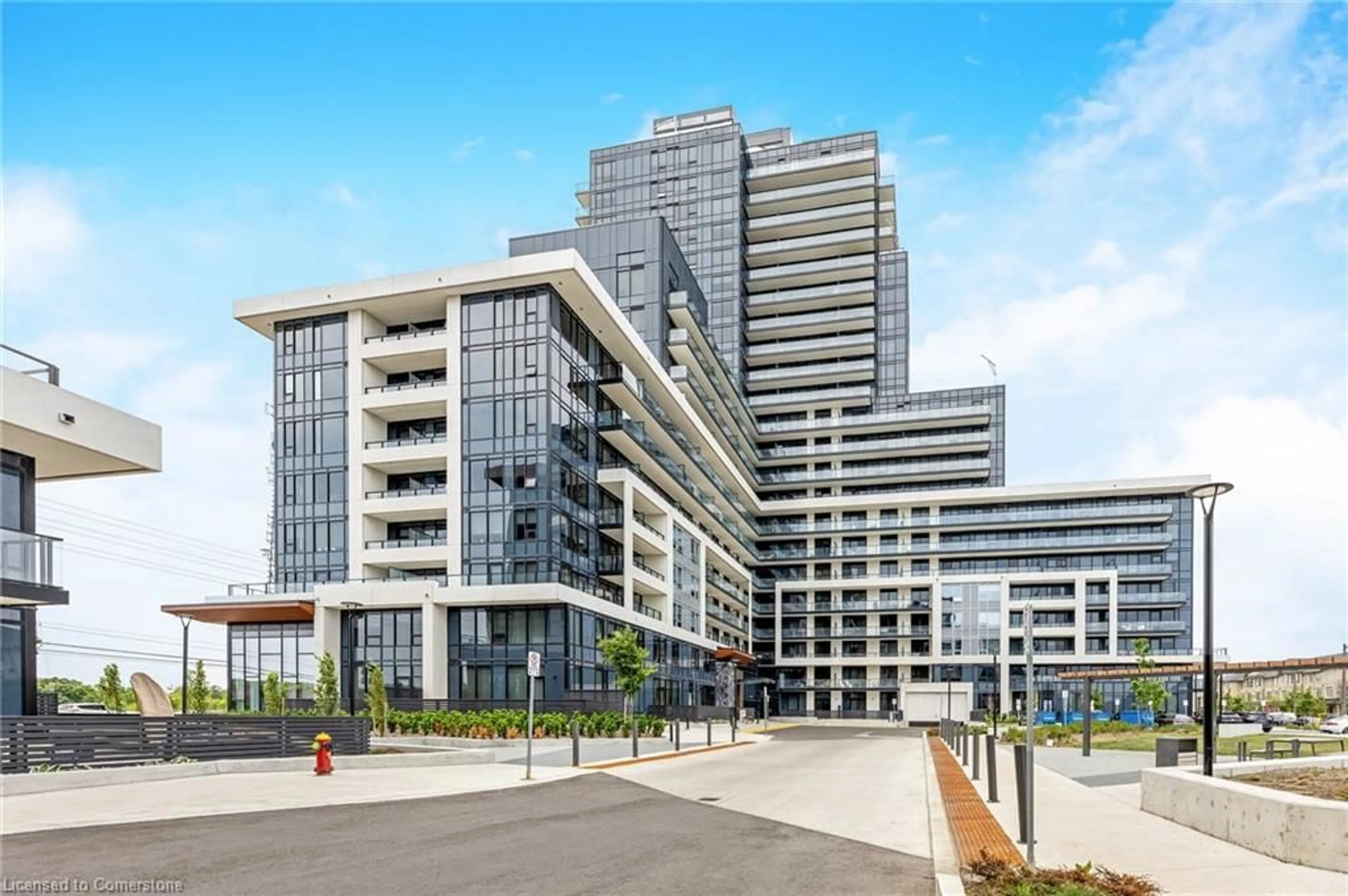 Indoor foyer for 3220 William Coltson Ave #318, Oakville Ontario L6H 7X9