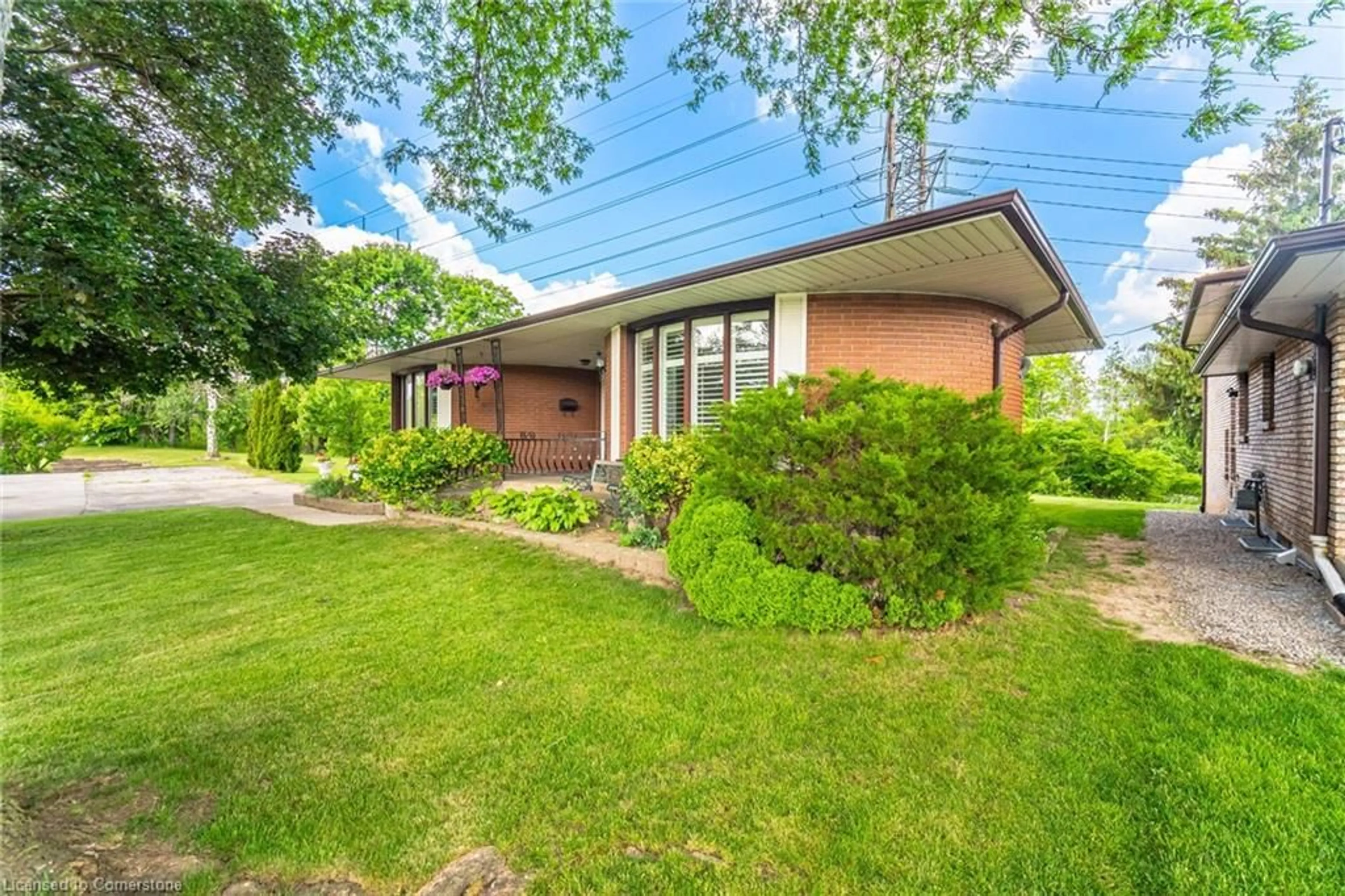 Patio, unknown for 500 Mount Albion Rd, Hamilton Ontario L8K 6E1