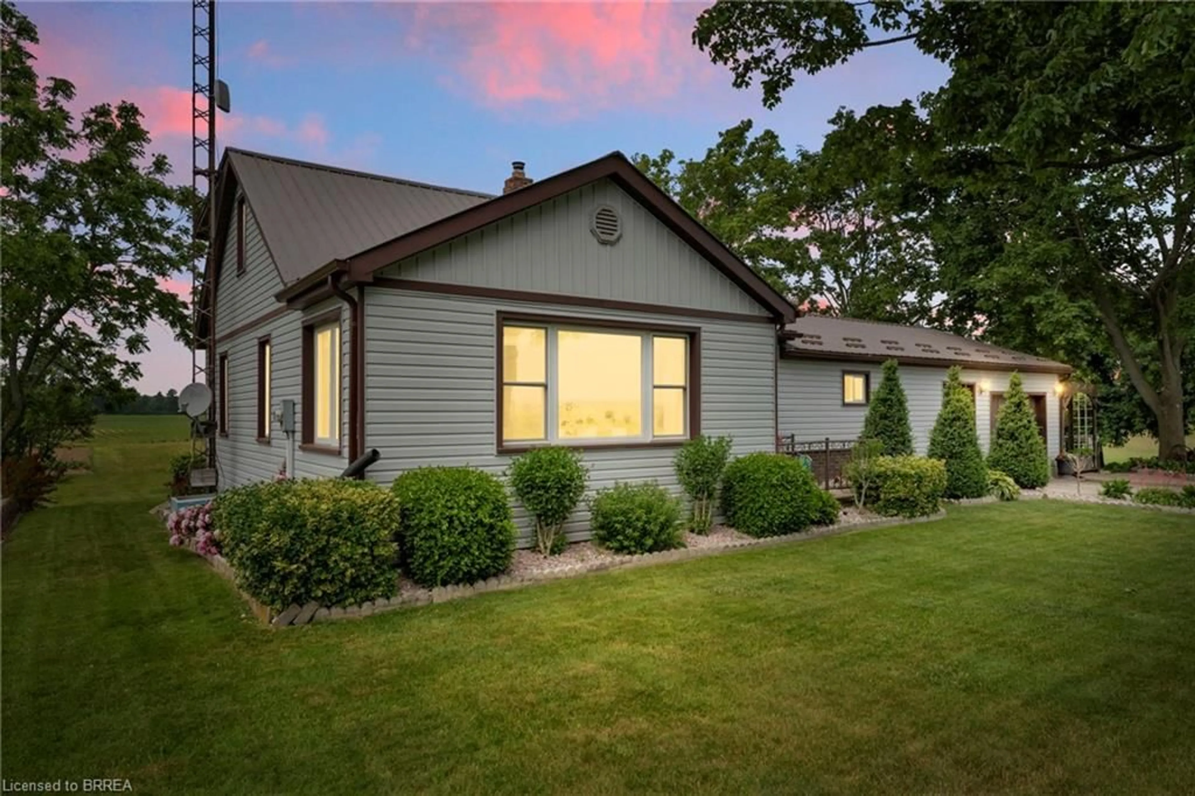 Home with vinyl exterior material, street for 1331 Concession 12 Rd, Langton Ontario N0E 1G0
