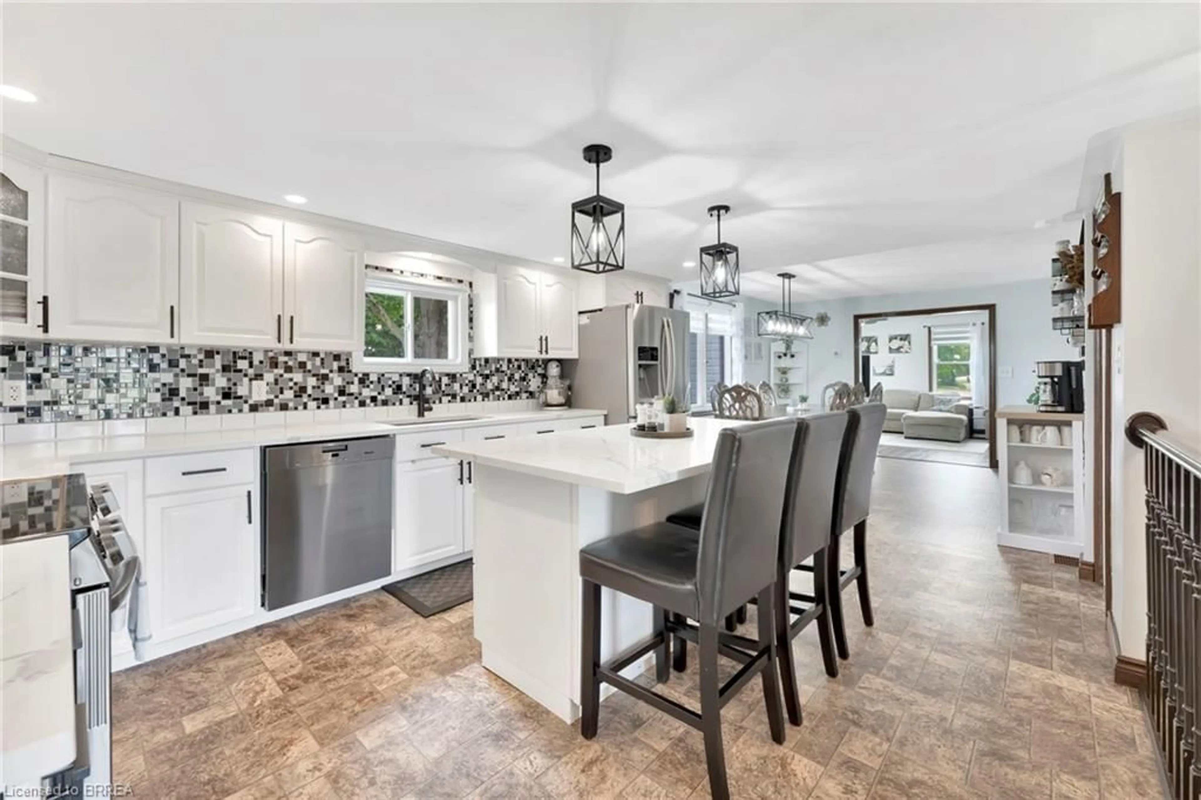 Open concept kitchen, ceramic/tile floor for 1331 Concession 12 Rd, Langton Ontario N0E 1G0
