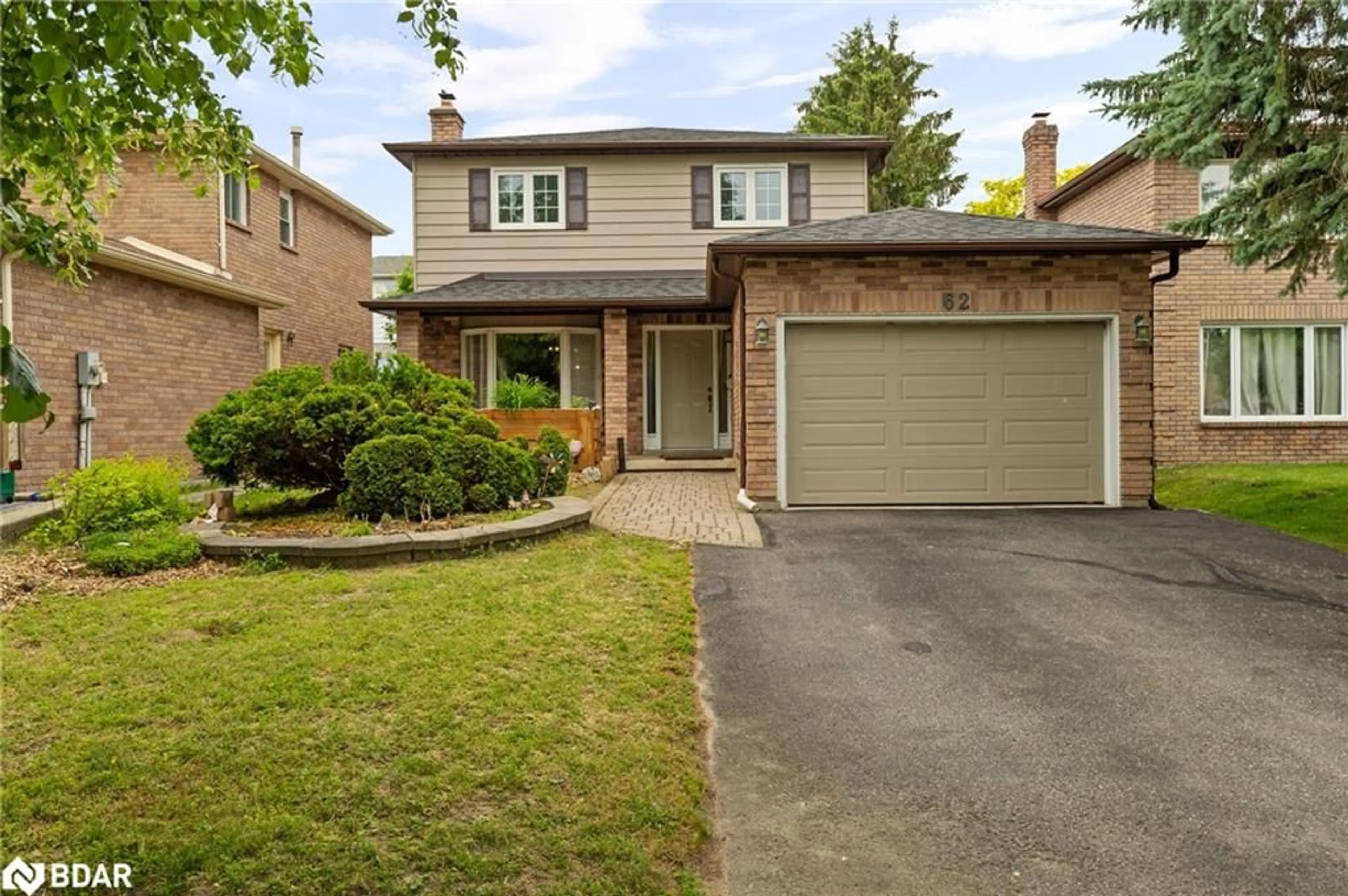 Home with brick exterior material, street for 62 Garden Dr, Barrie Ontario L4N 6H9