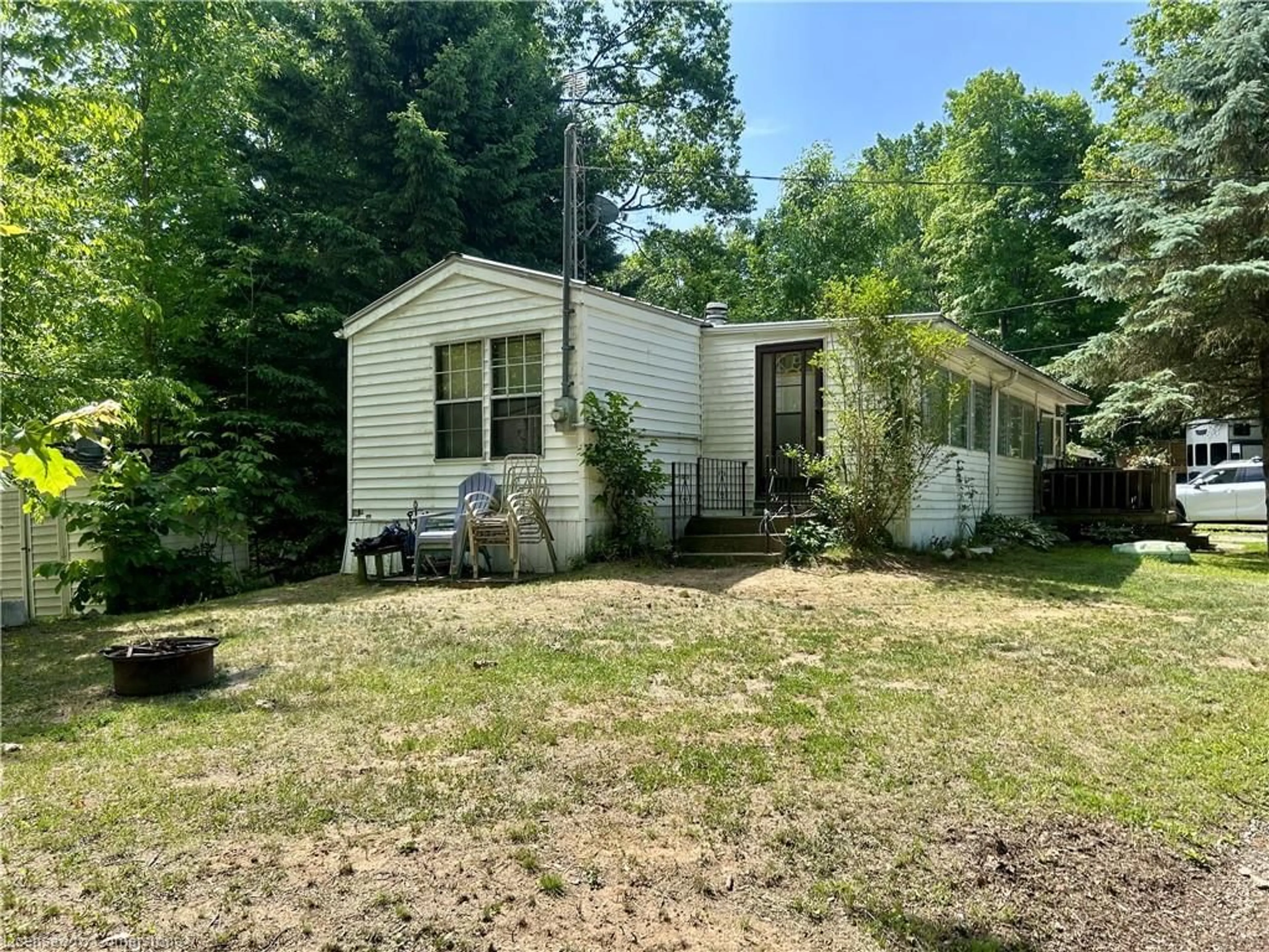 Shed for 334 Rattlesnake Rd #55, Lowbanks Ontario N0A 1K0