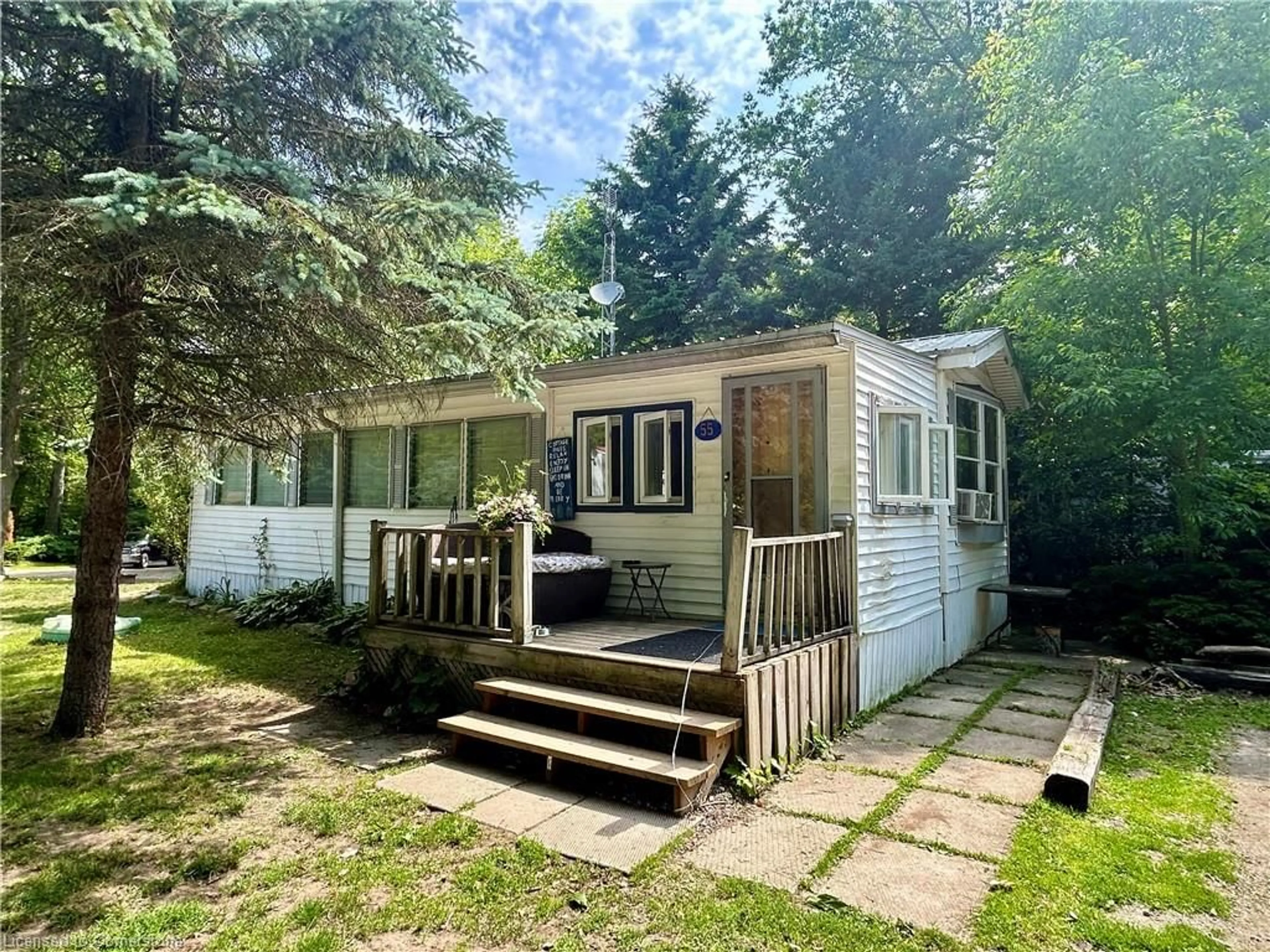 Shed for 334 Rattlesnake Rd #55, Lowbanks Ontario N0A 1K0