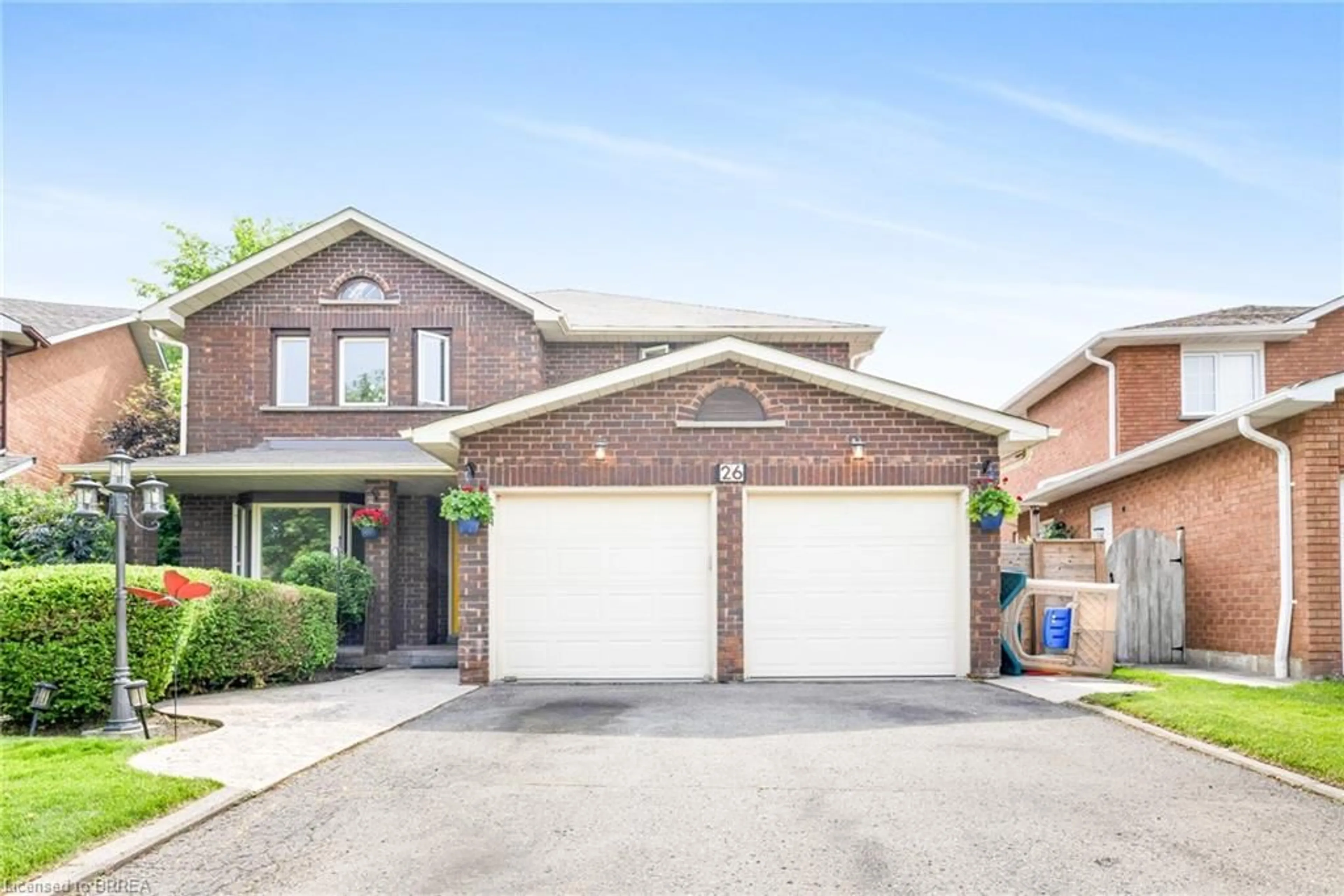 Home with brick exterior material, street for 26 Dundalk Cres, Brampton Ontario L6Z 2V2