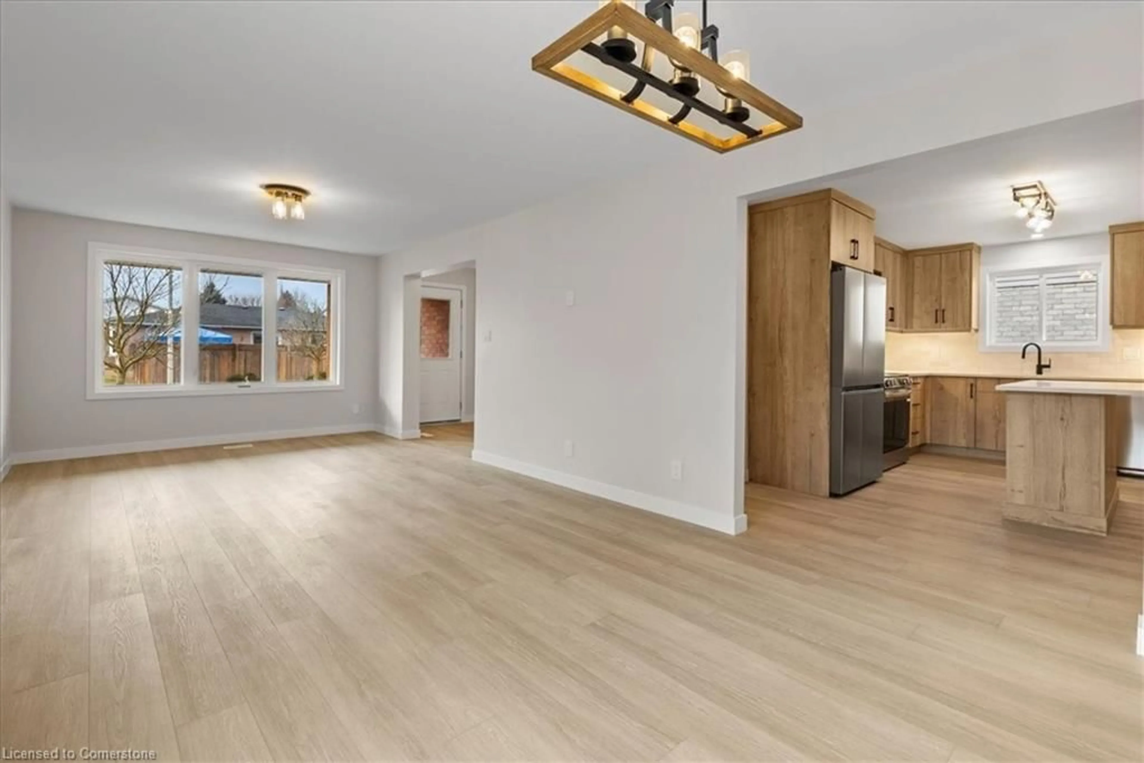 Unknown for 2 Pipers Green Crt, Kitchener Ontario N2E 3C6
