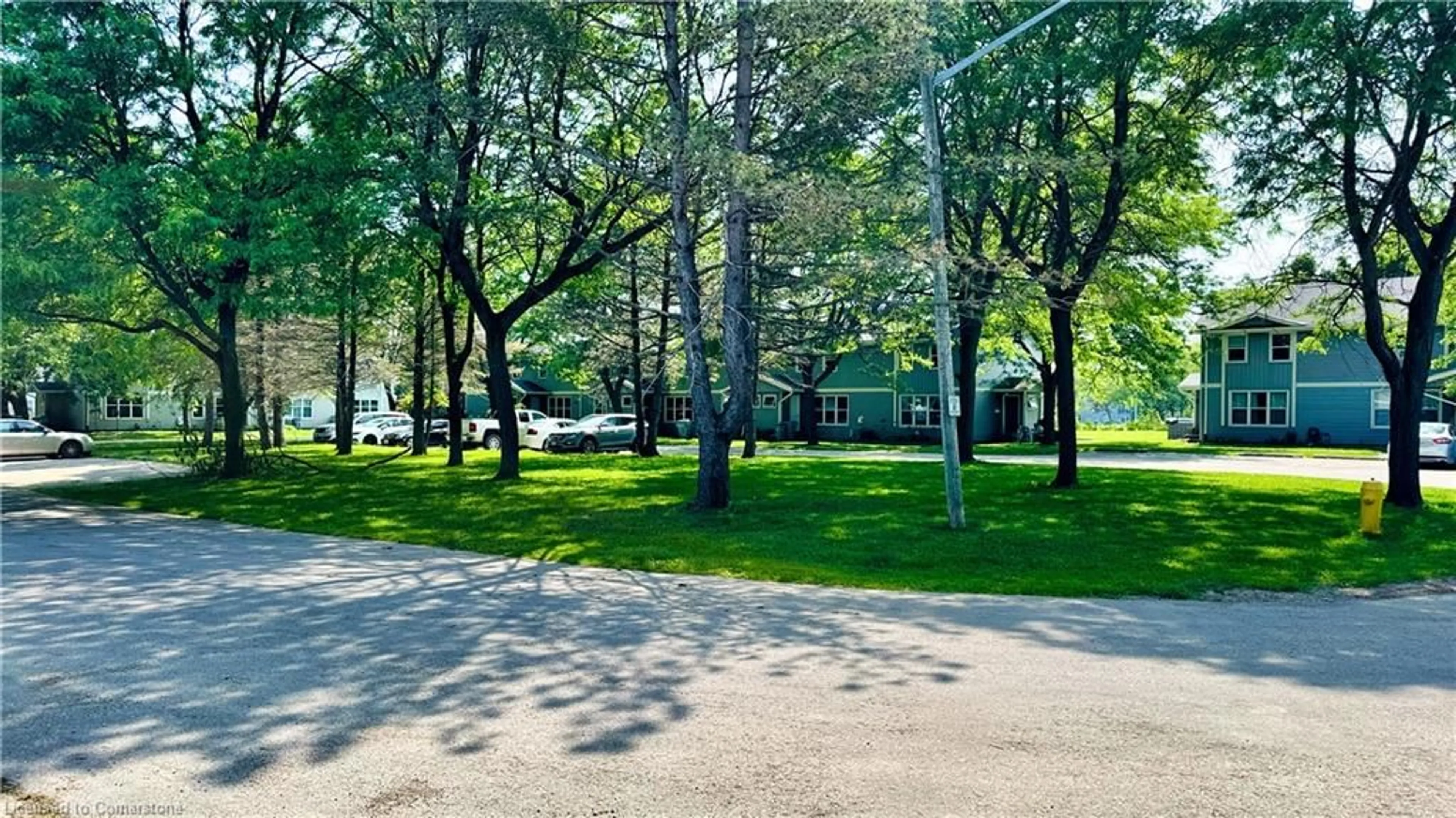 A pic from outside/outdoor area/front of a property/back of a property/a pic from drone, unknown for 37 St. Charles Pl, Clinton Ontario N0M 1L0