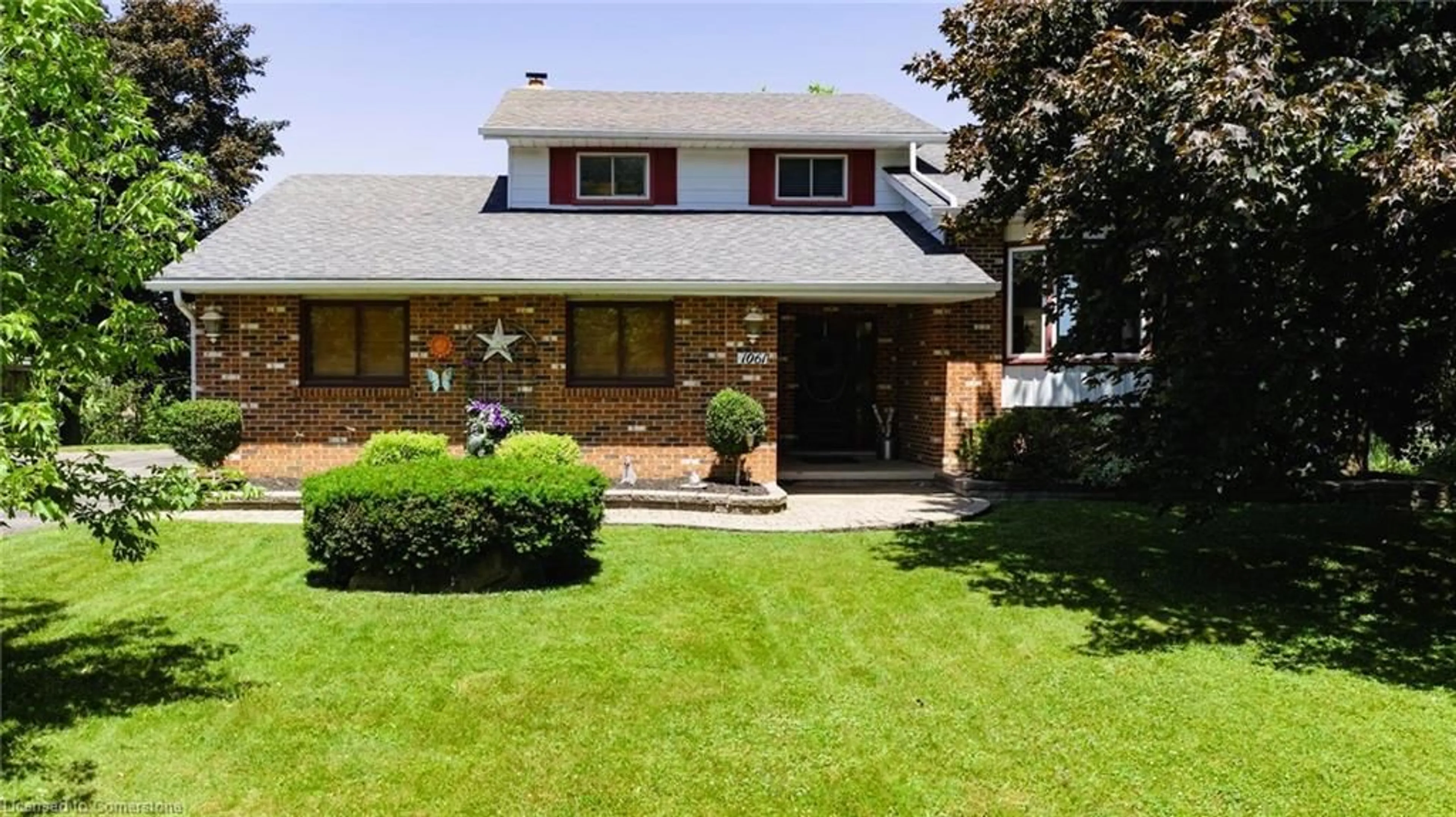 Home with brick exterior material, street for 1061 Henry St, Wellesley Ontario N0B 2T0