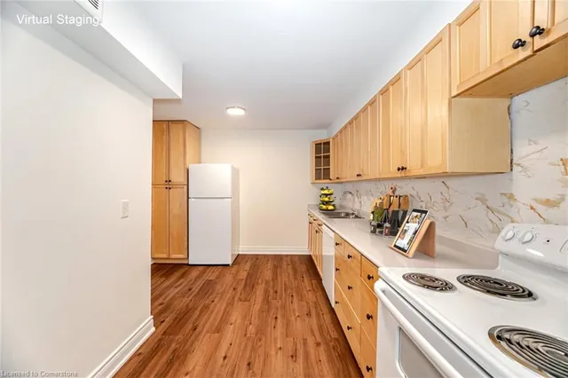 Additional image 43 of 714 The West Mall Unit 811